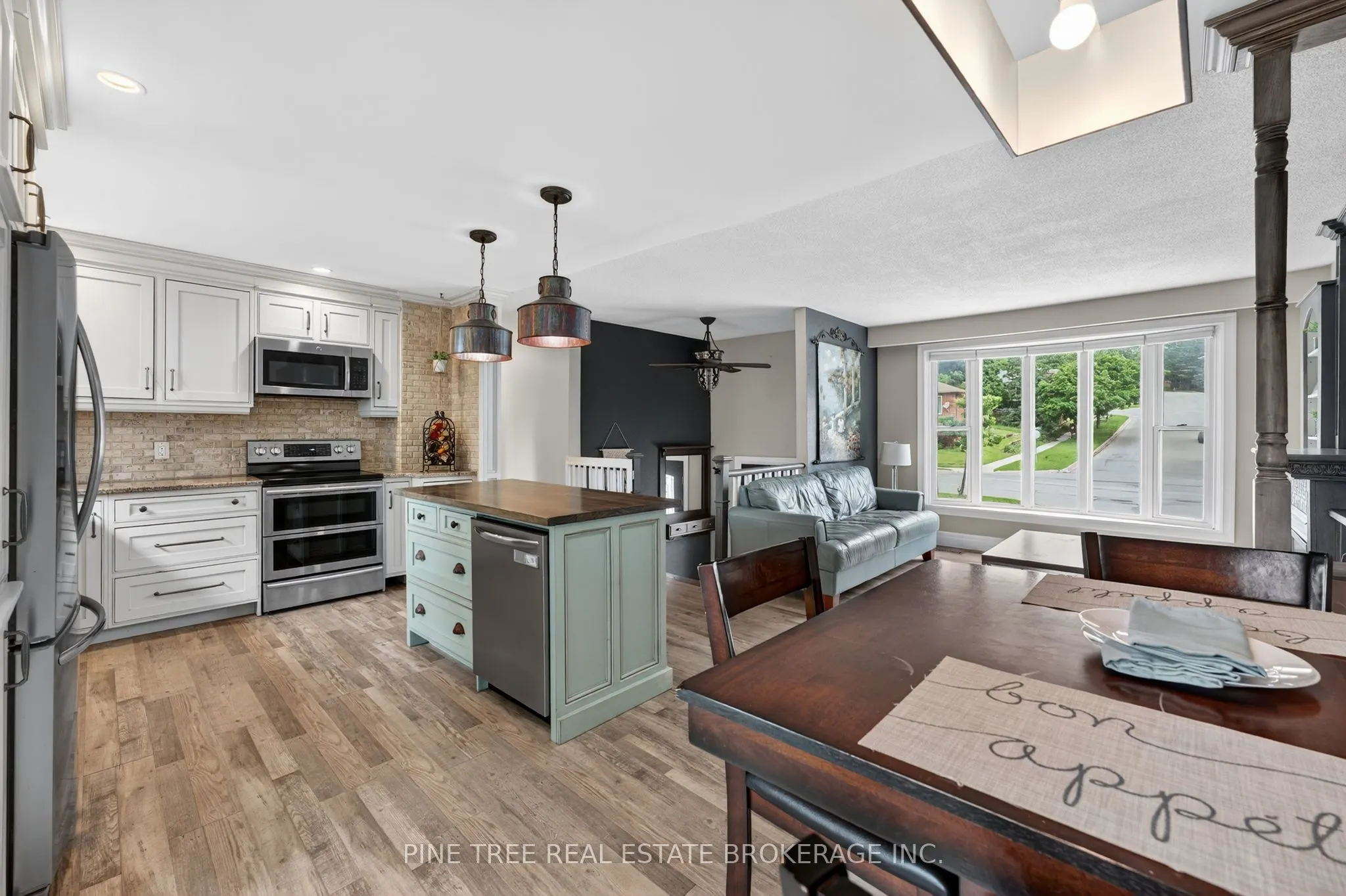 261 Edgehill Drive