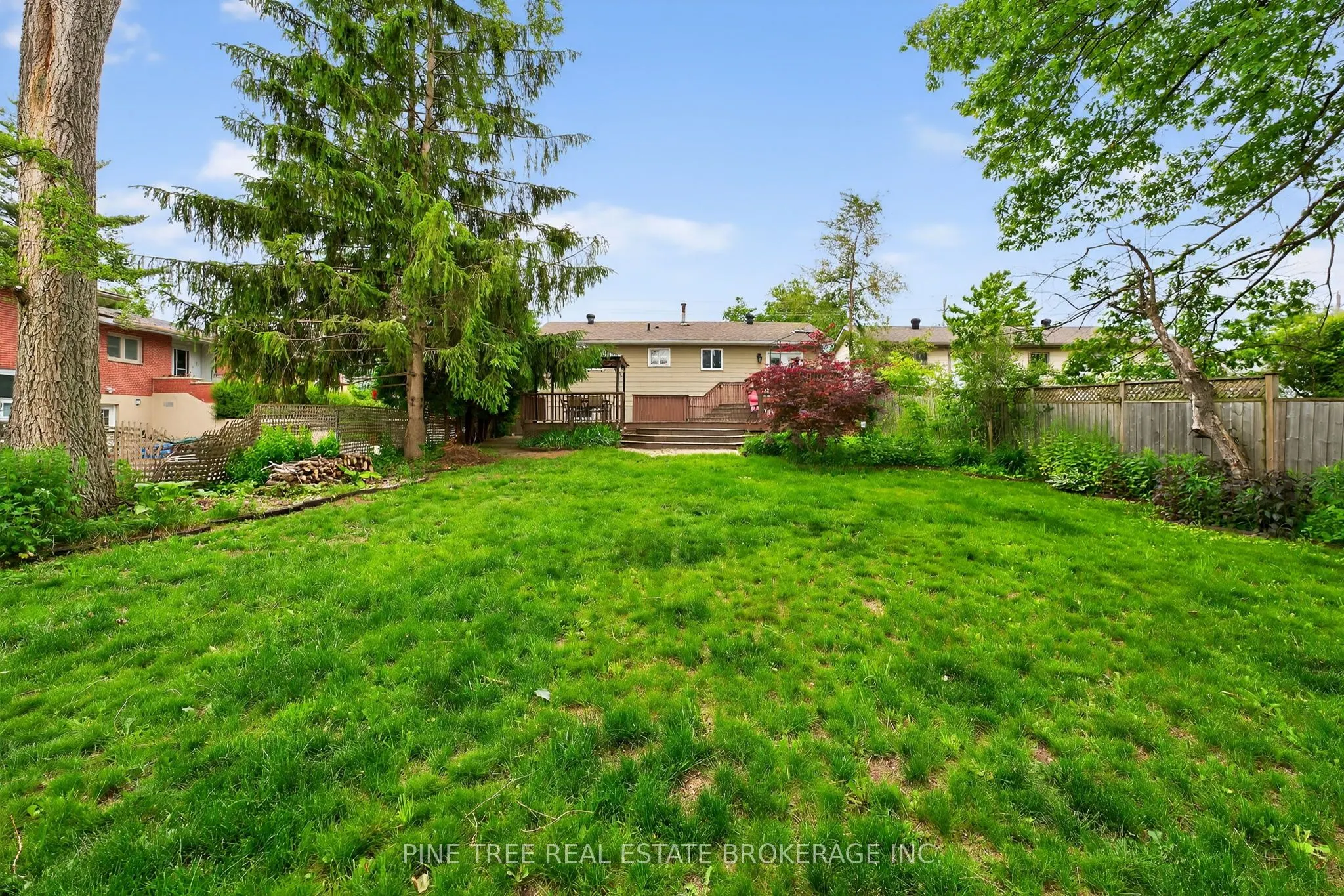 261 Edgehill Drive