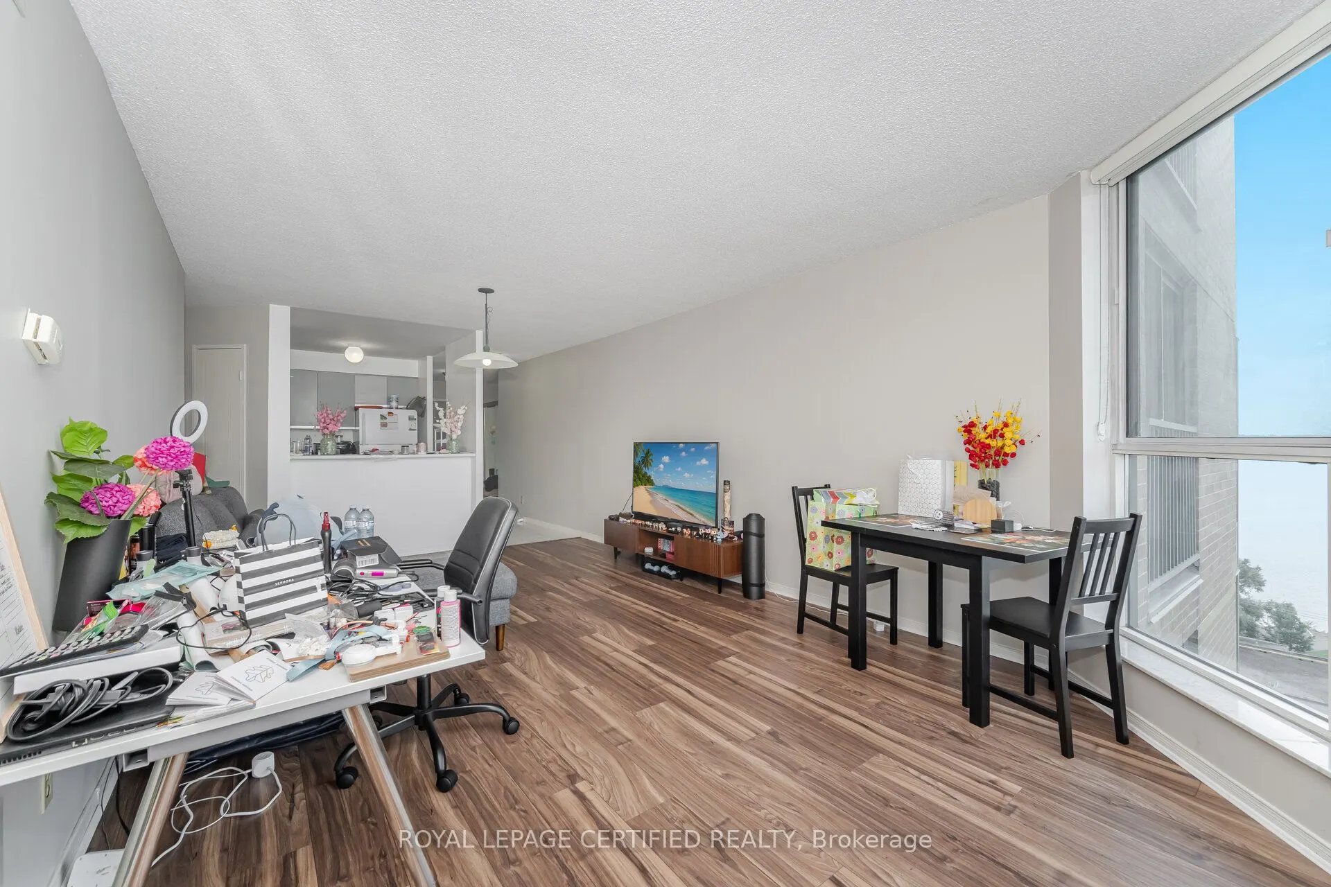 140 Dunlop Street E, #803