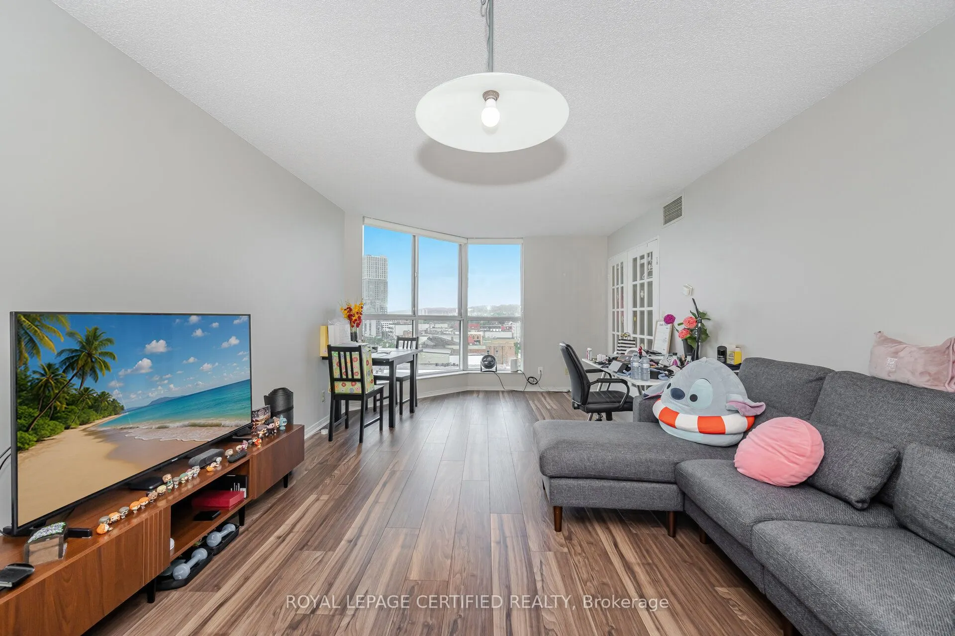140 Dunlop Street E, #803