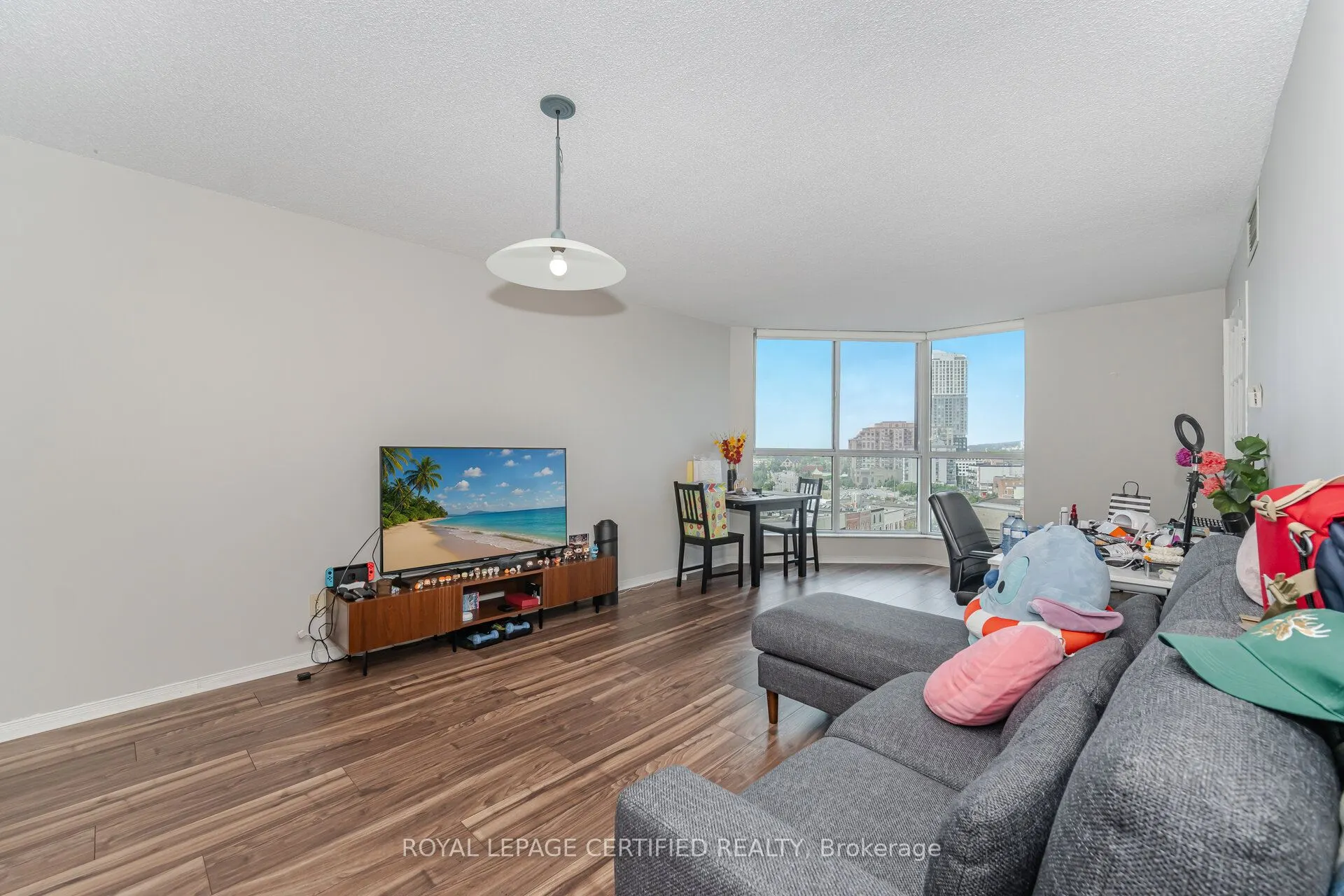 140 Dunlop Street E, #803