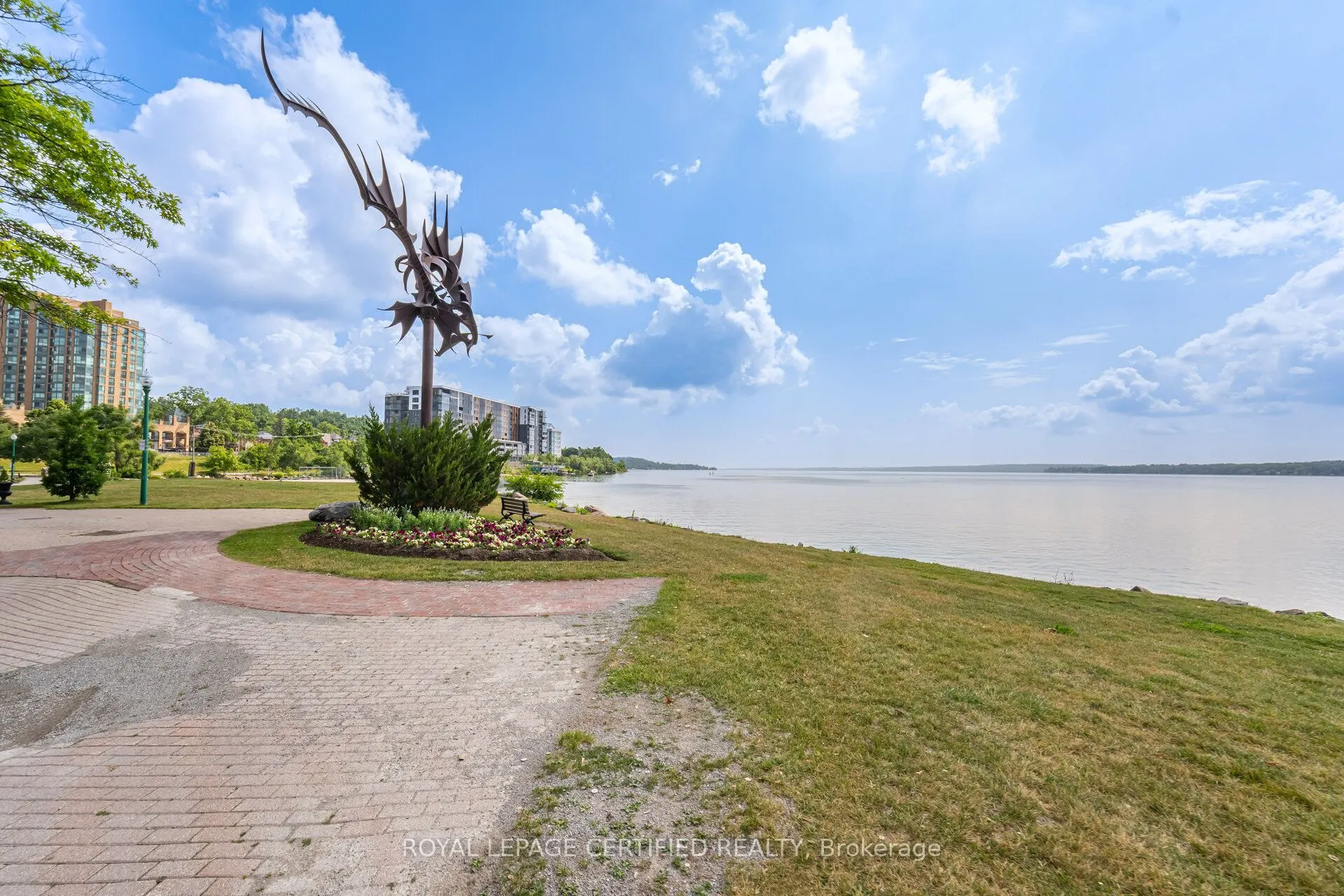 140 Dunlop Street E, #803