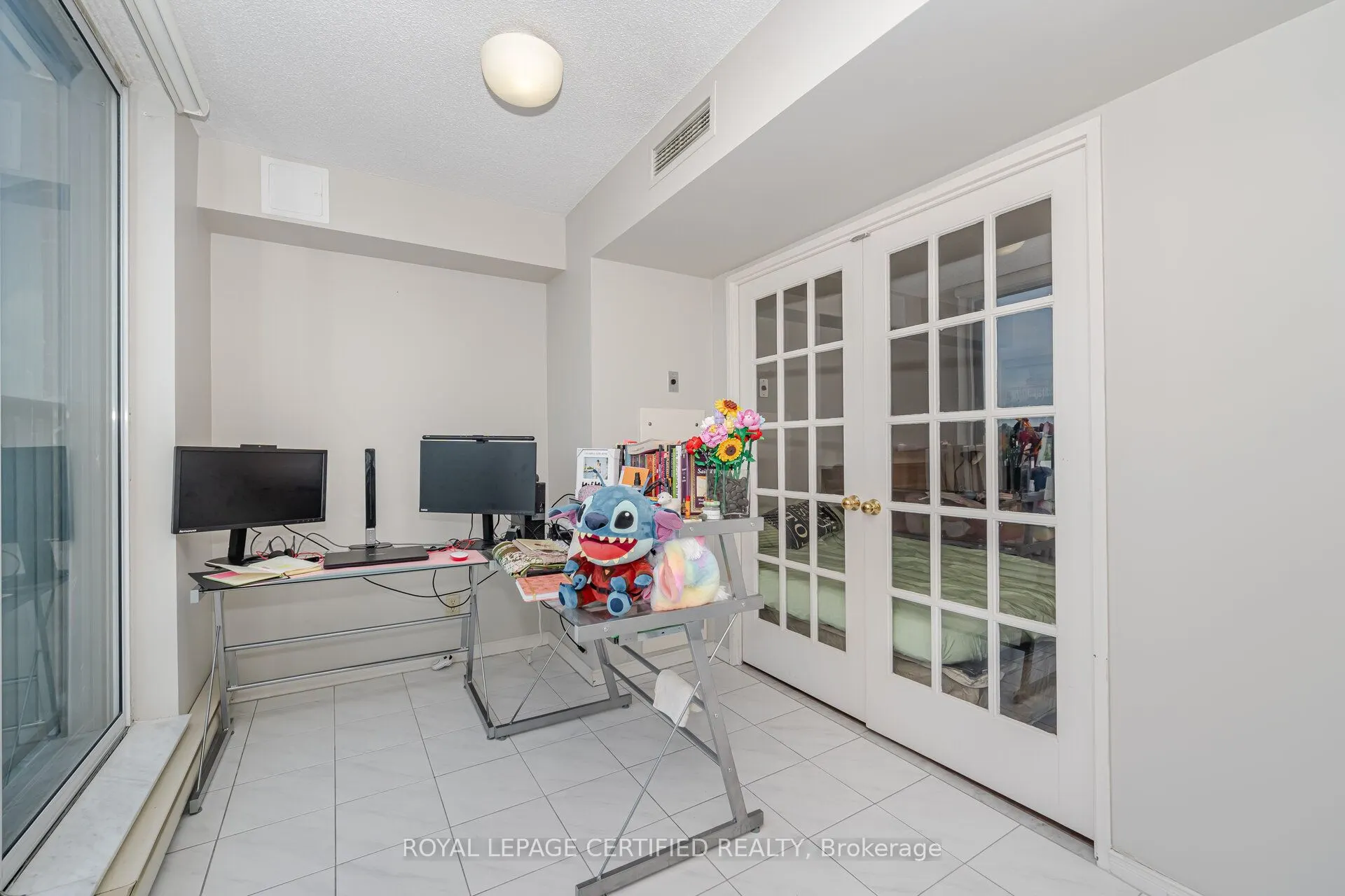 140 Dunlop Street E, #803