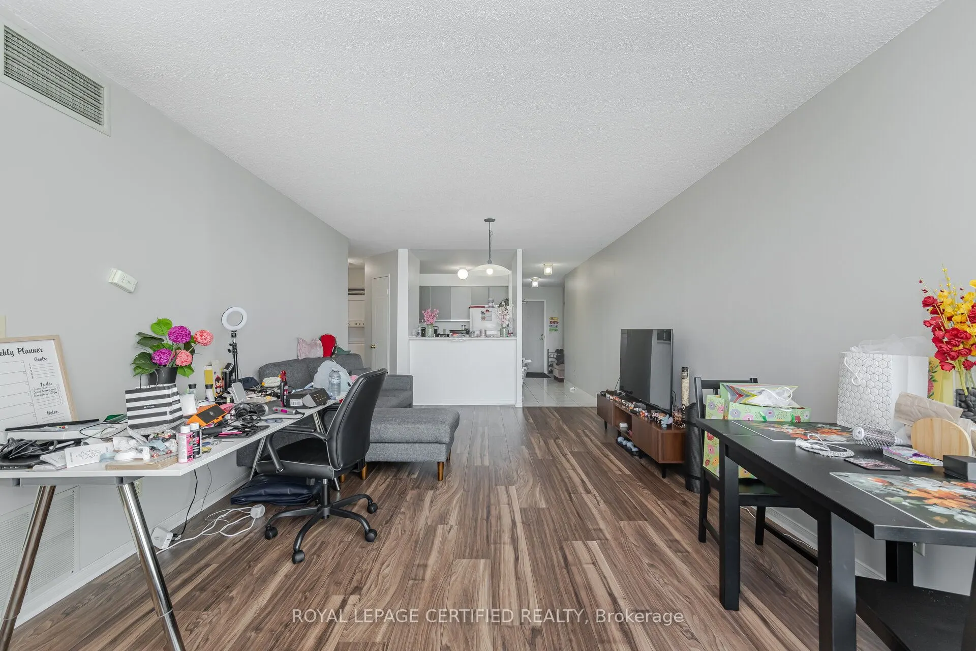 140 Dunlop Street E, #803