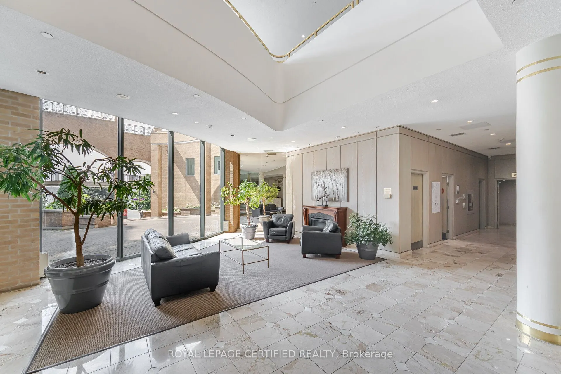140 Dunlop Street E, #803