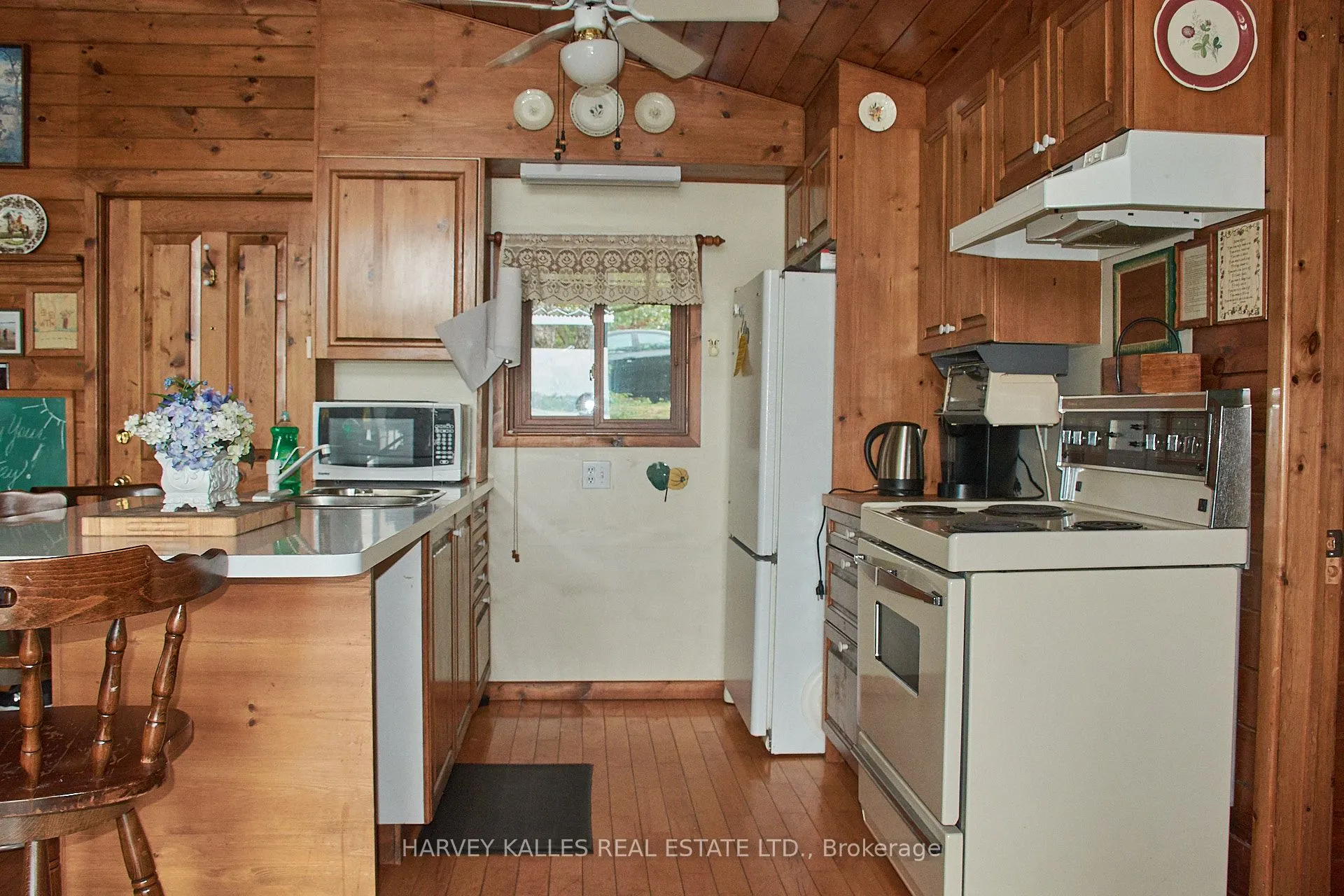 1168 Apter Lane