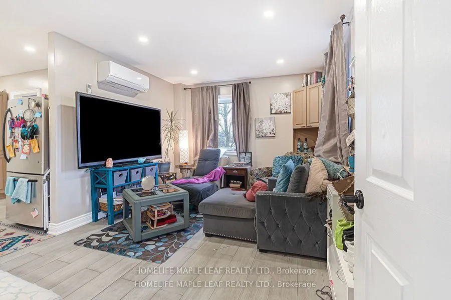 17 Middlebrook Road