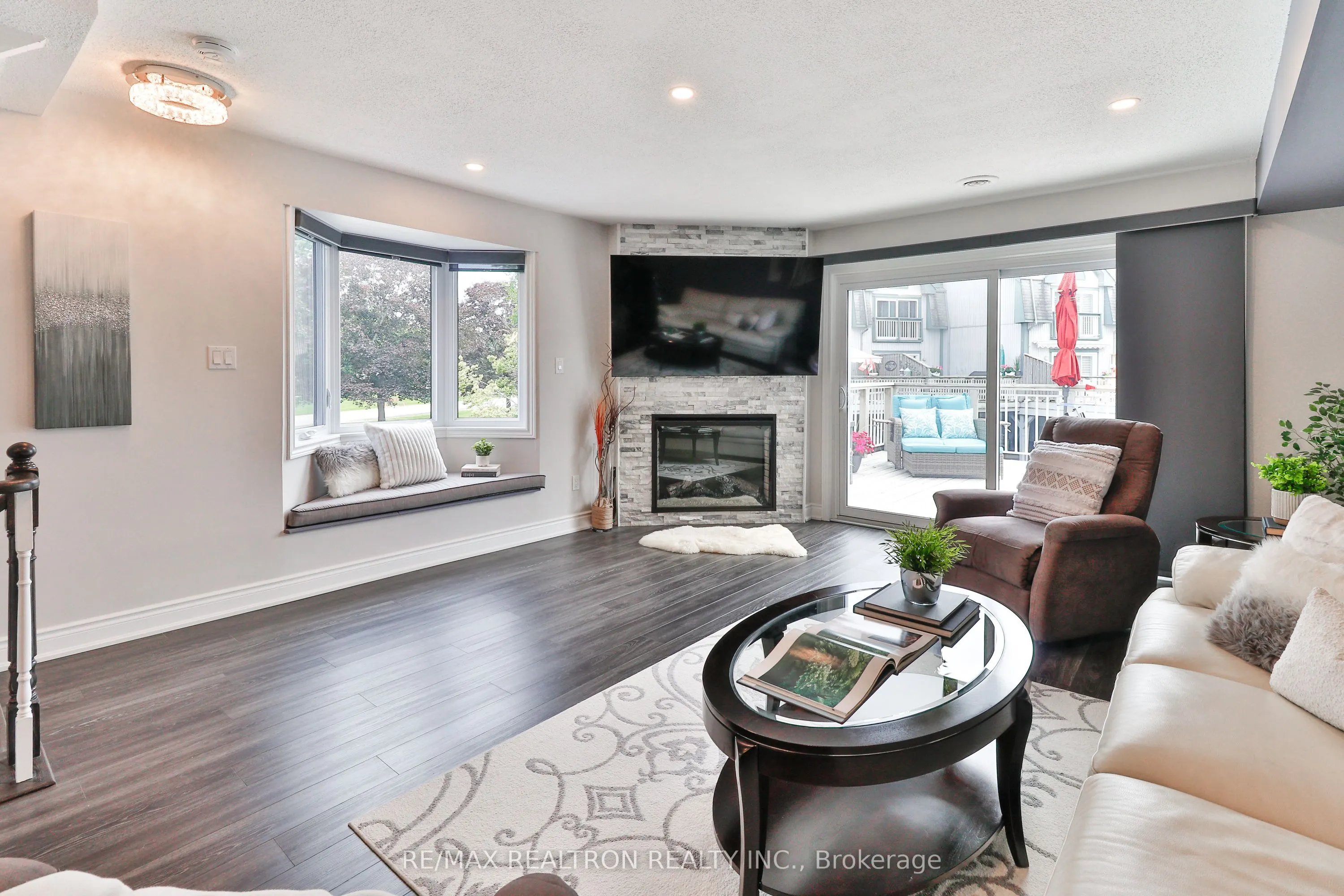 24 Laguna Parkway, #7
