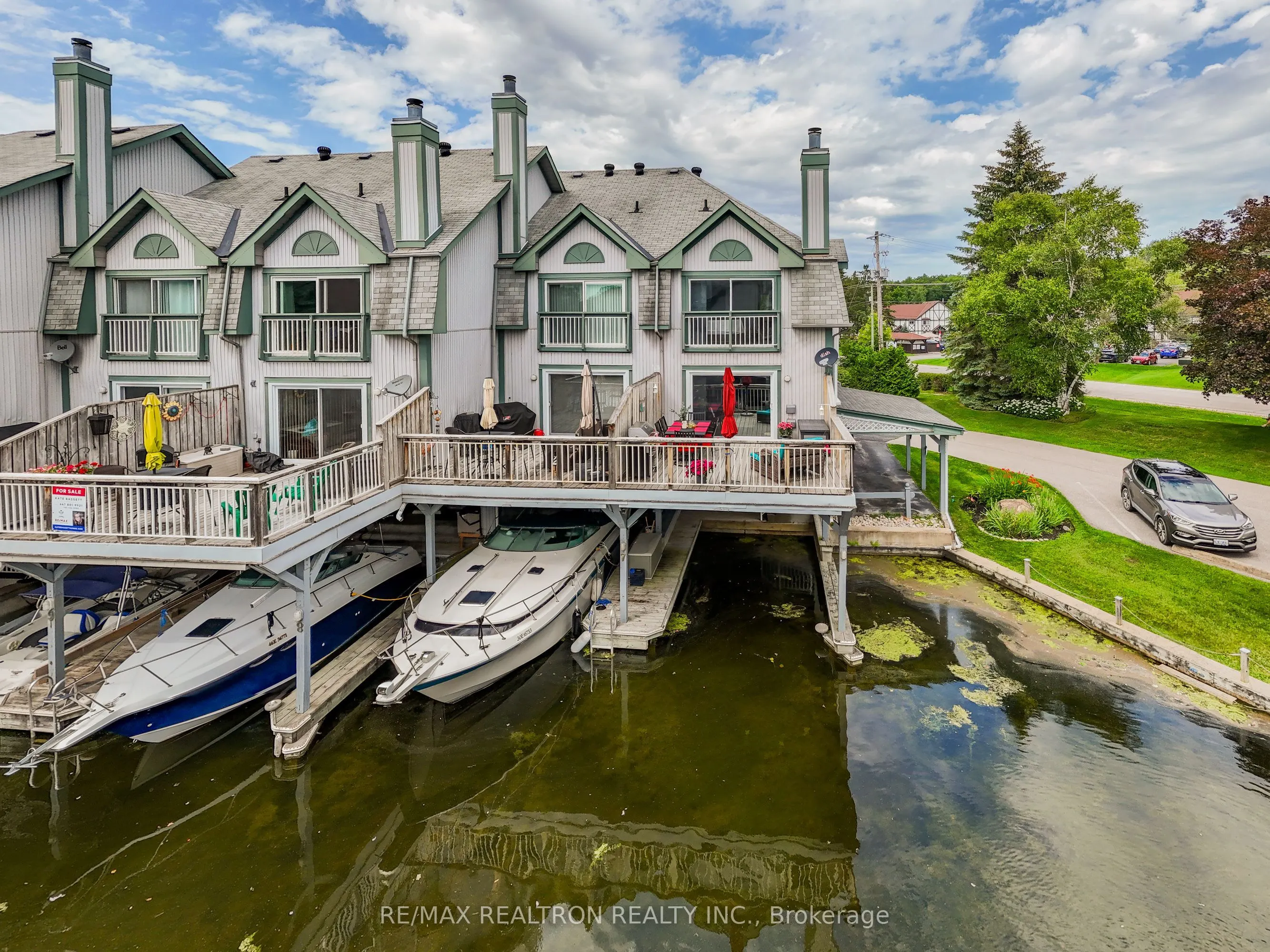 24 Laguna Parkway, #7