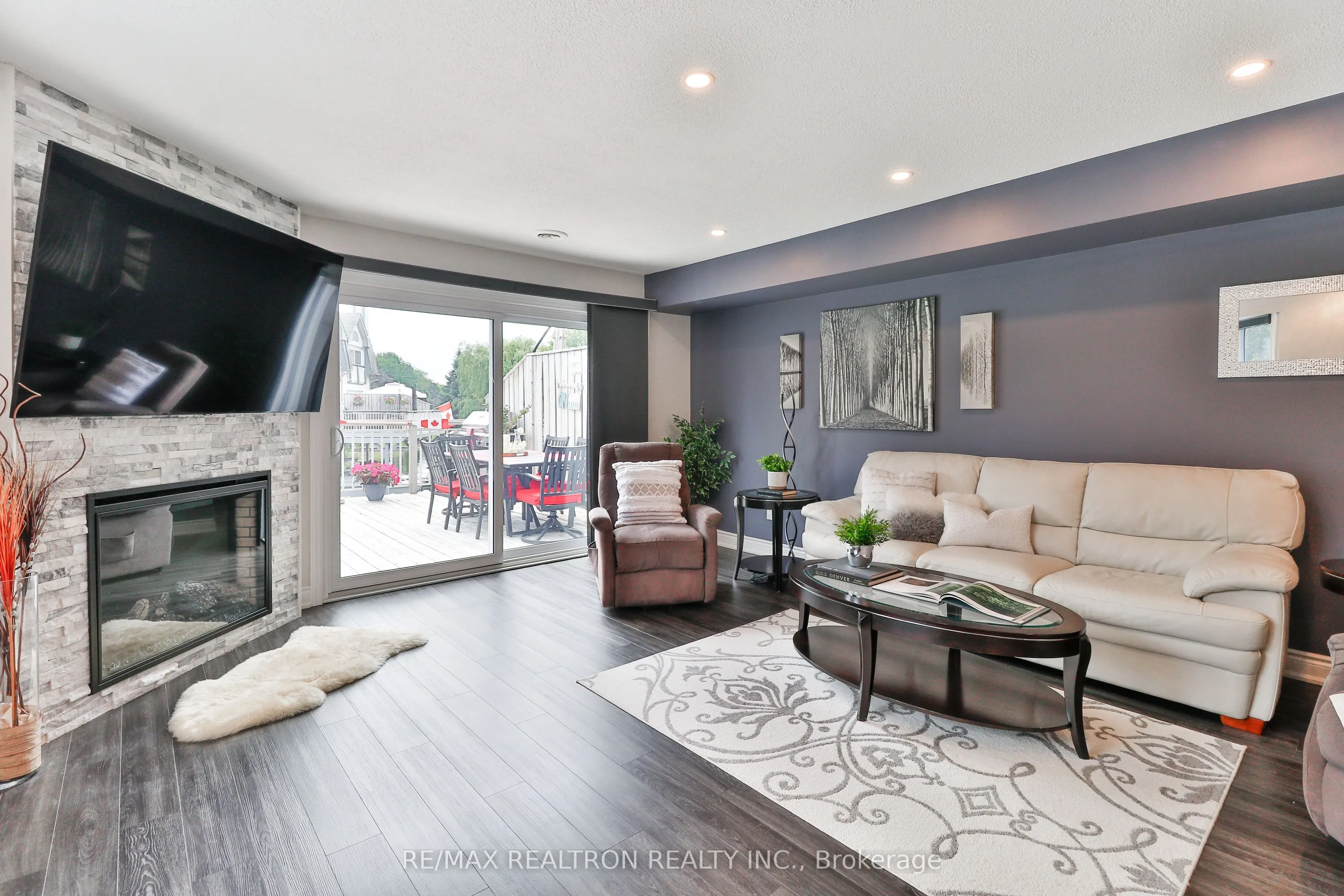 24 Laguna Parkway, #7