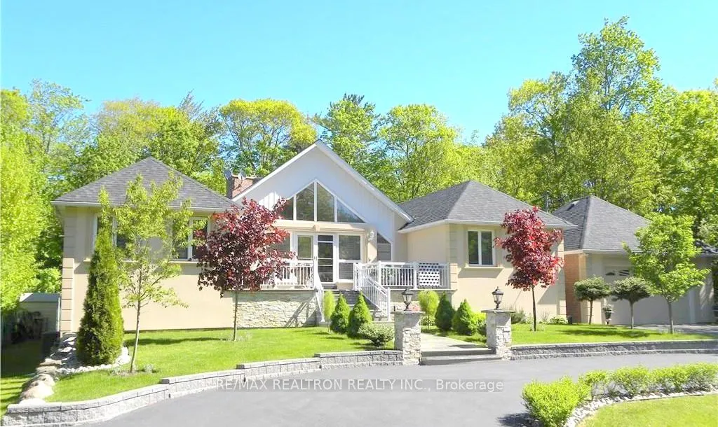 43 Staglir Drive