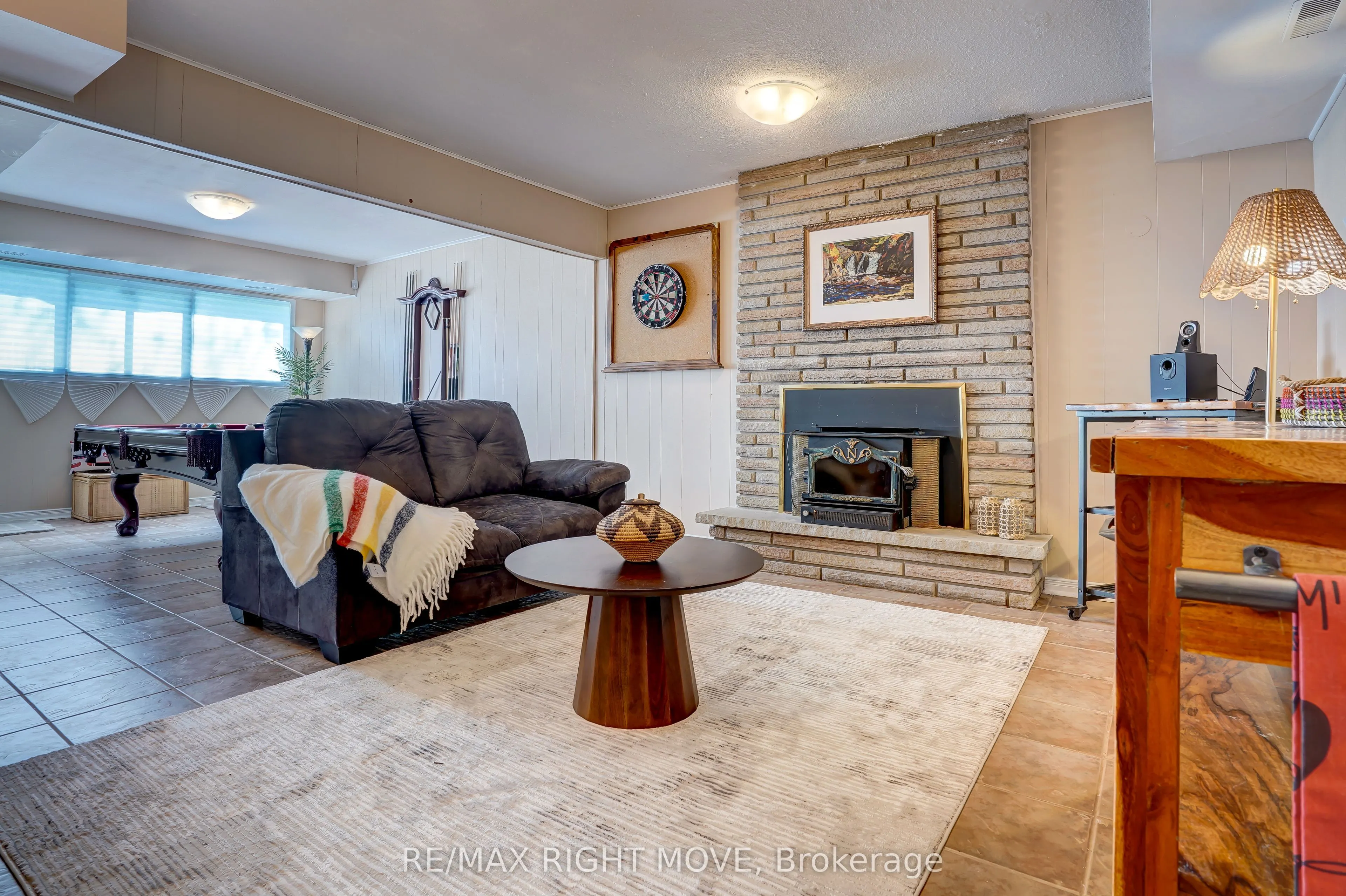 363 TALLWOOD Drive