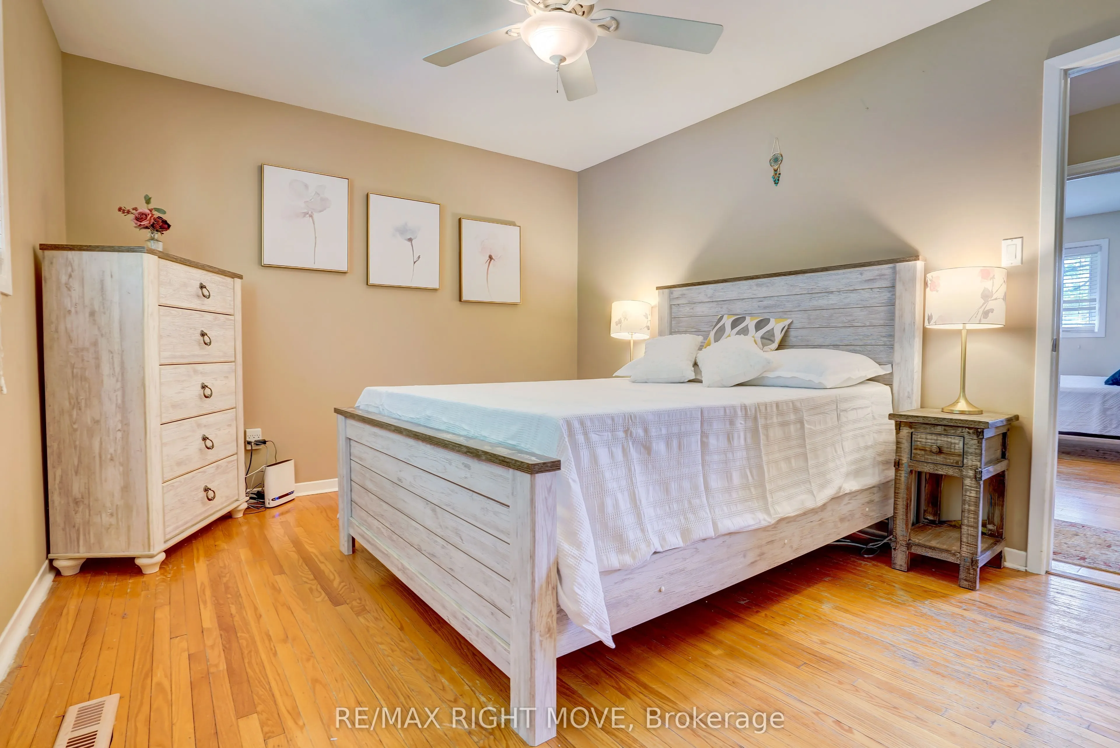 363 TALLWOOD Drive