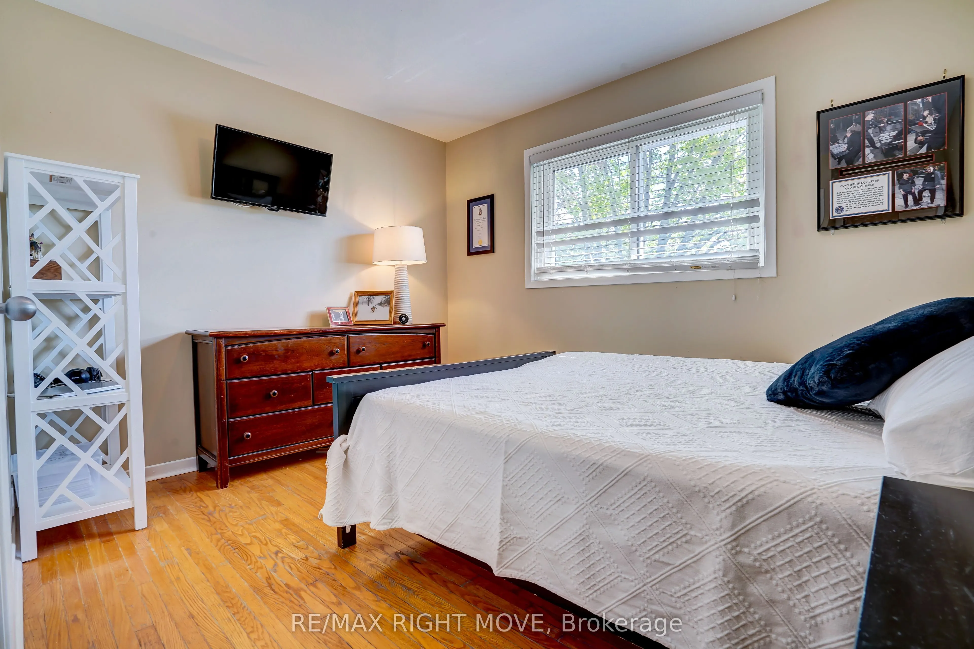 363 TALLWOOD Drive