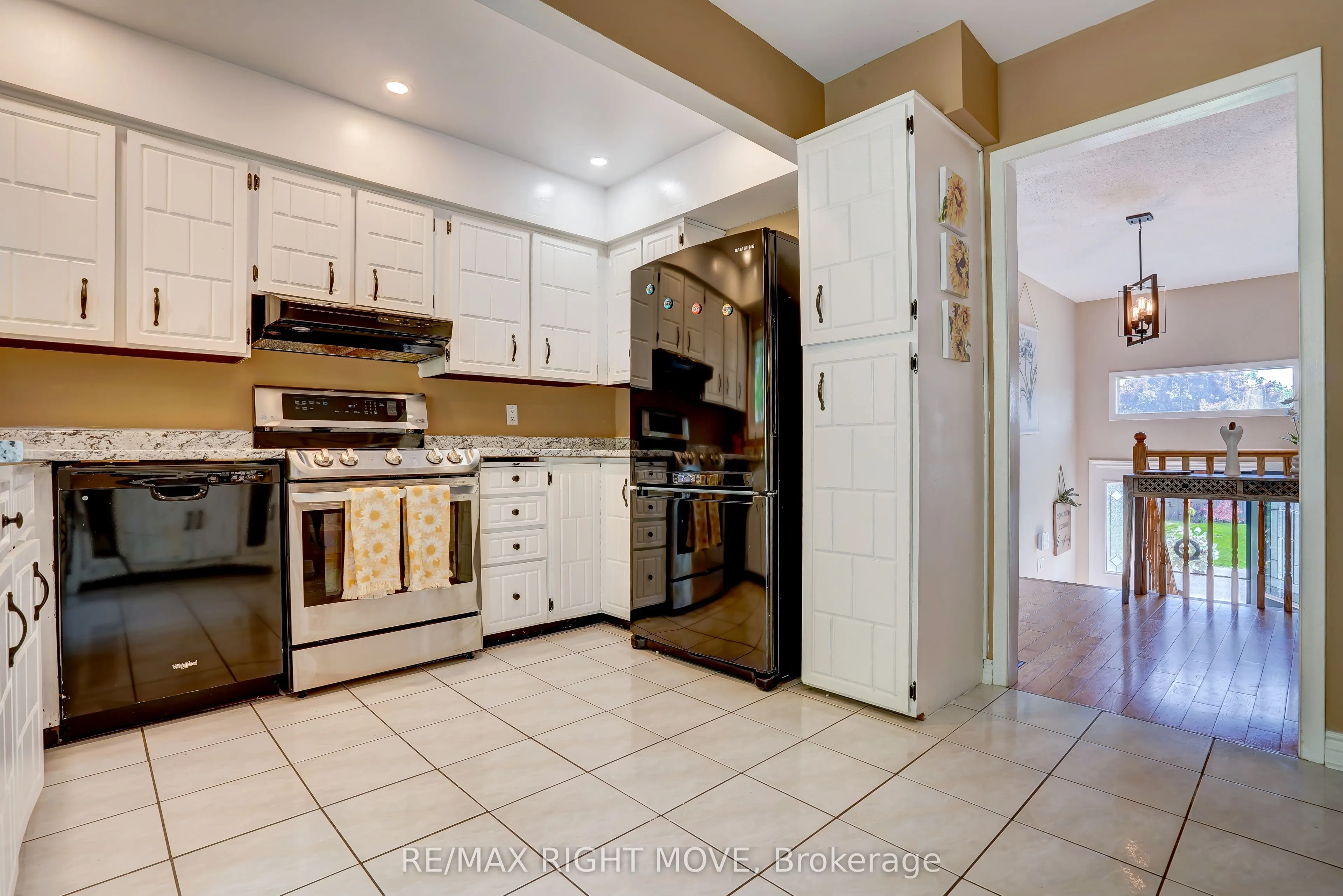 363 TALLWOOD Drive