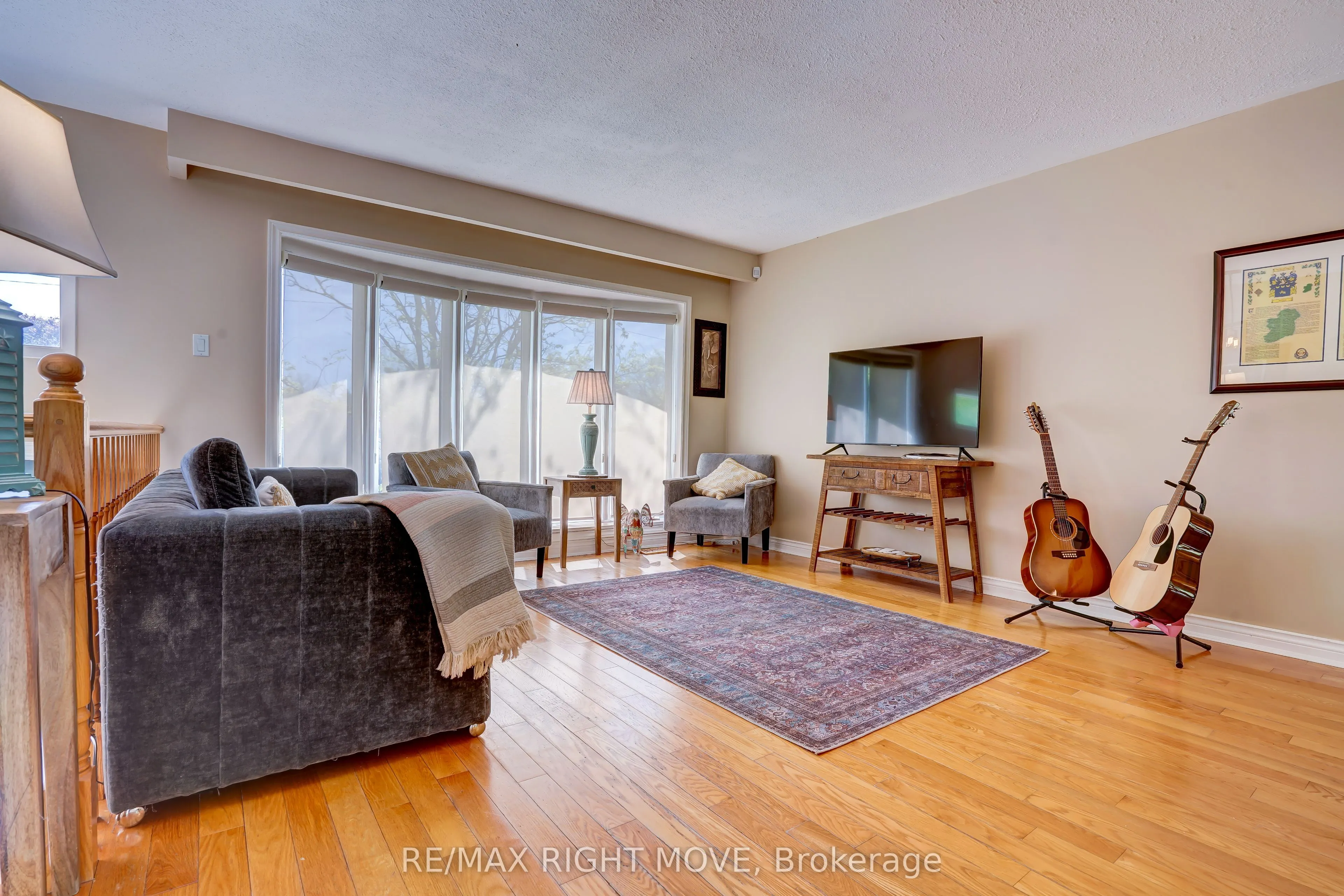 363 TALLWOOD Drive