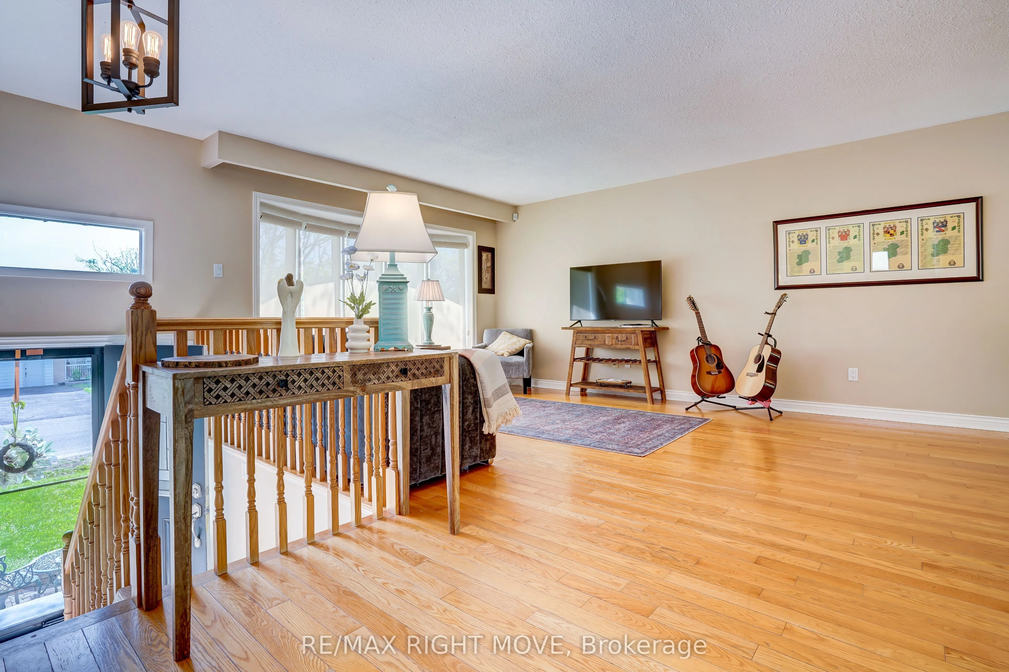 363 TALLWOOD Drive