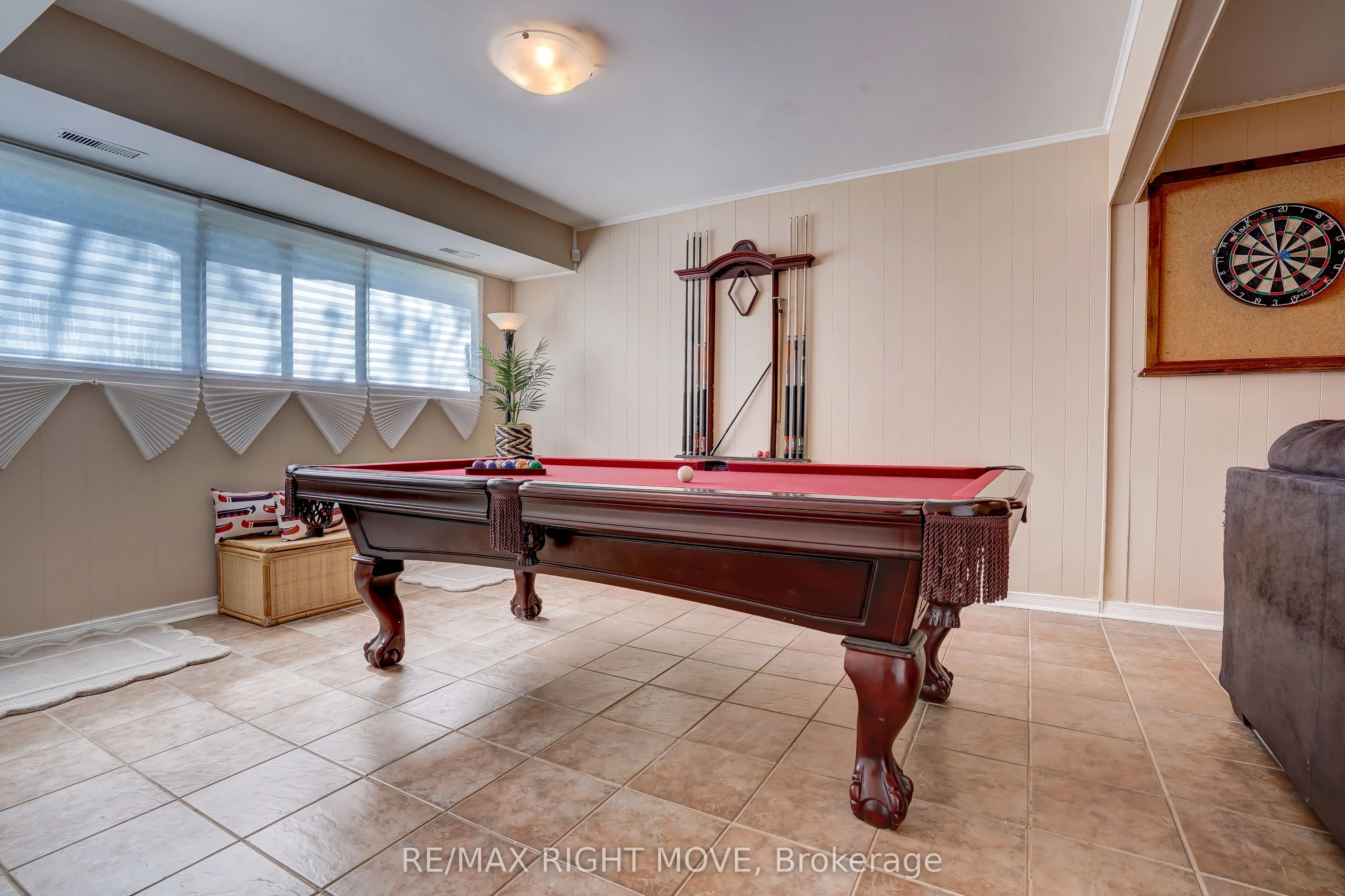 363 TALLWOOD Drive