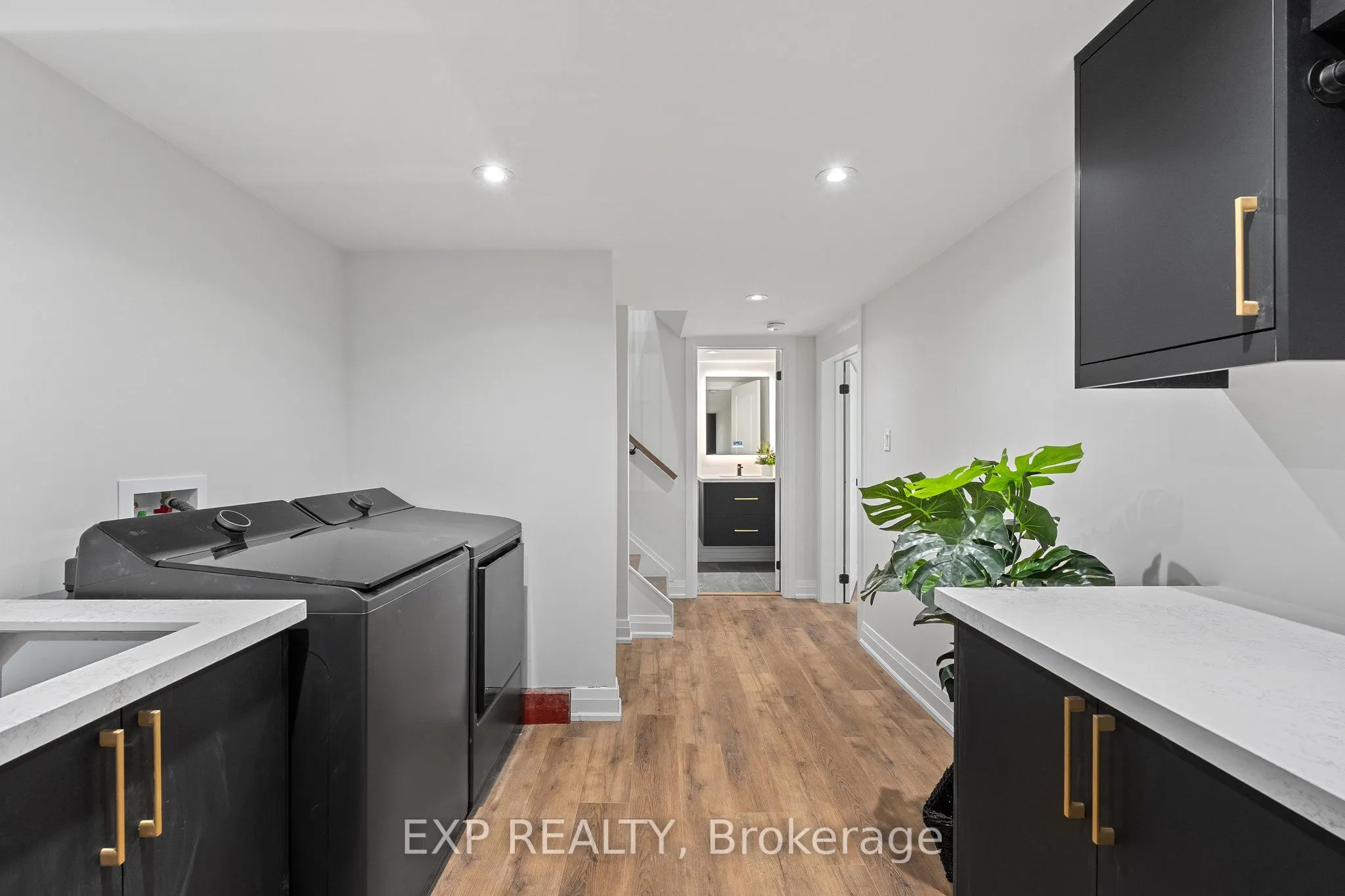 168 Berczy Street