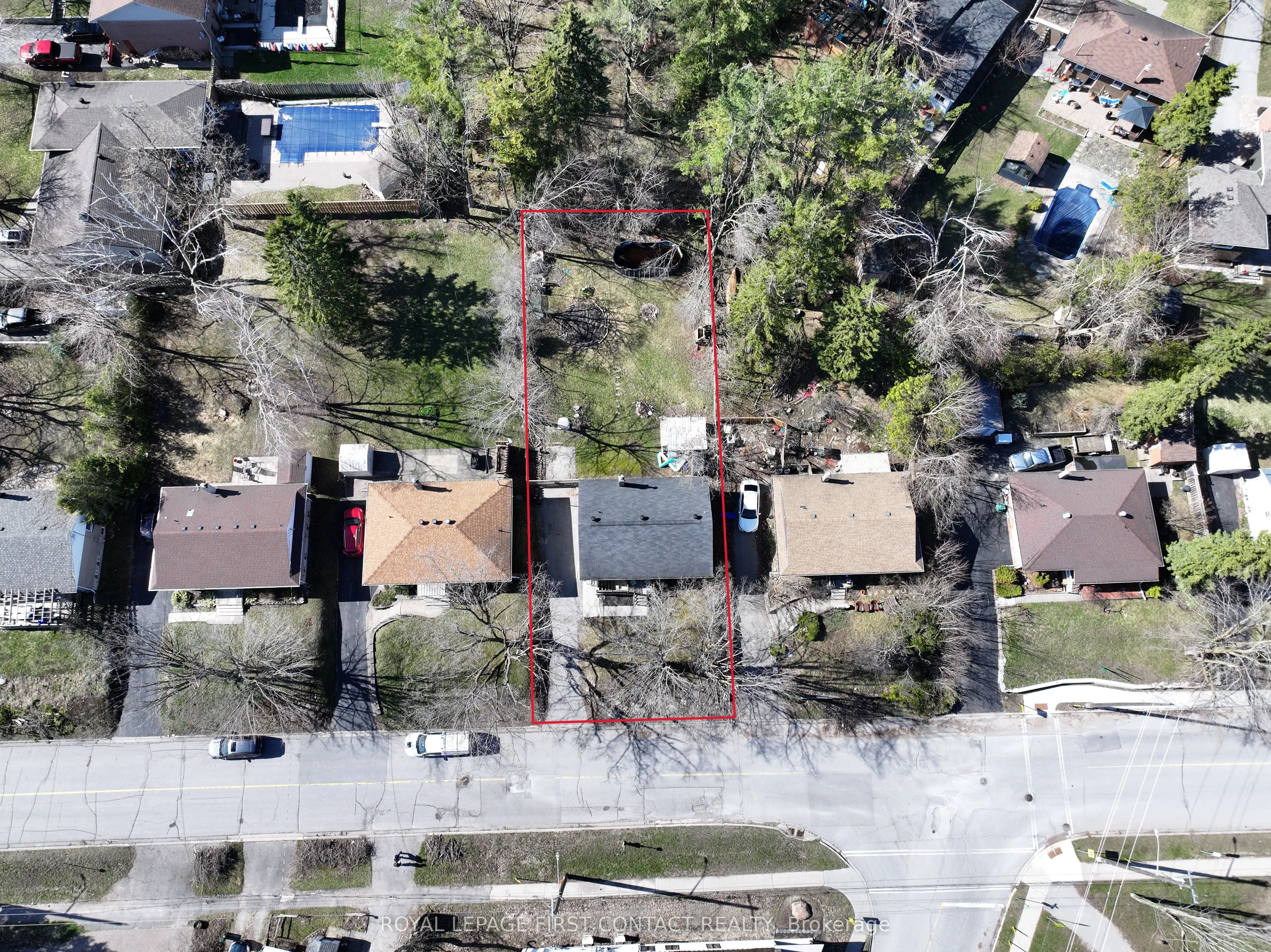 48 Brant Street W