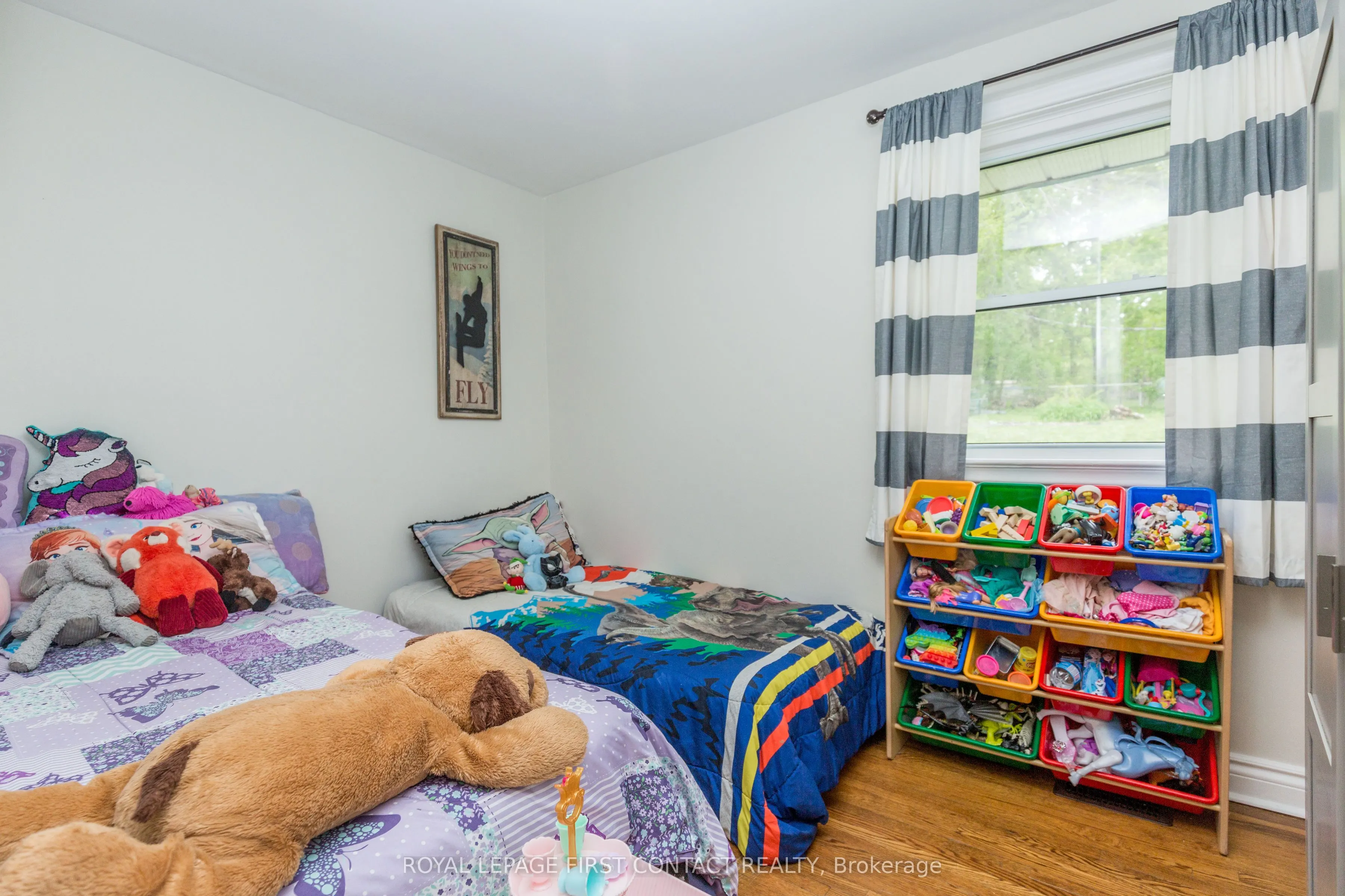 48 Brant Street W