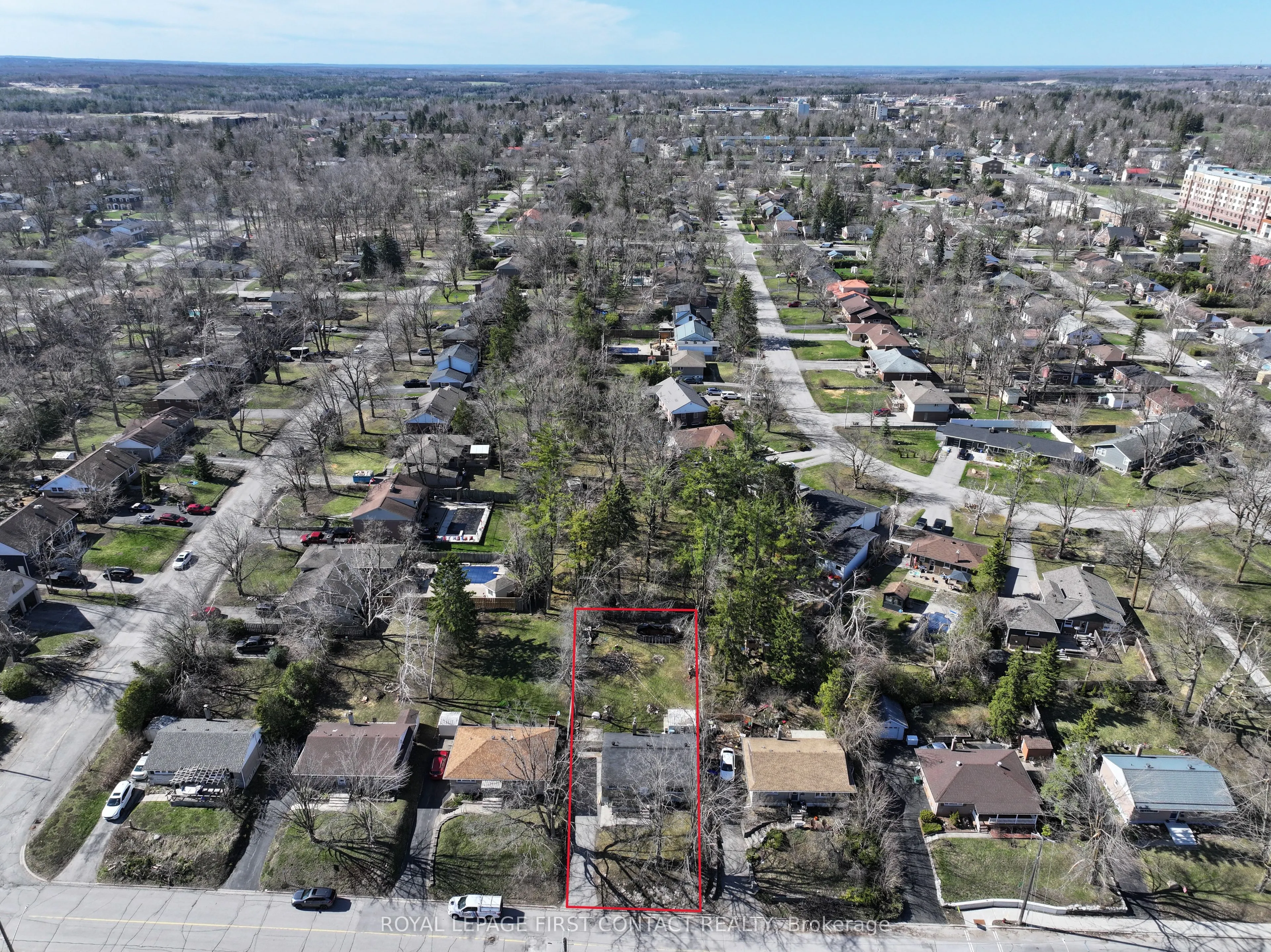 48 Brant Street W