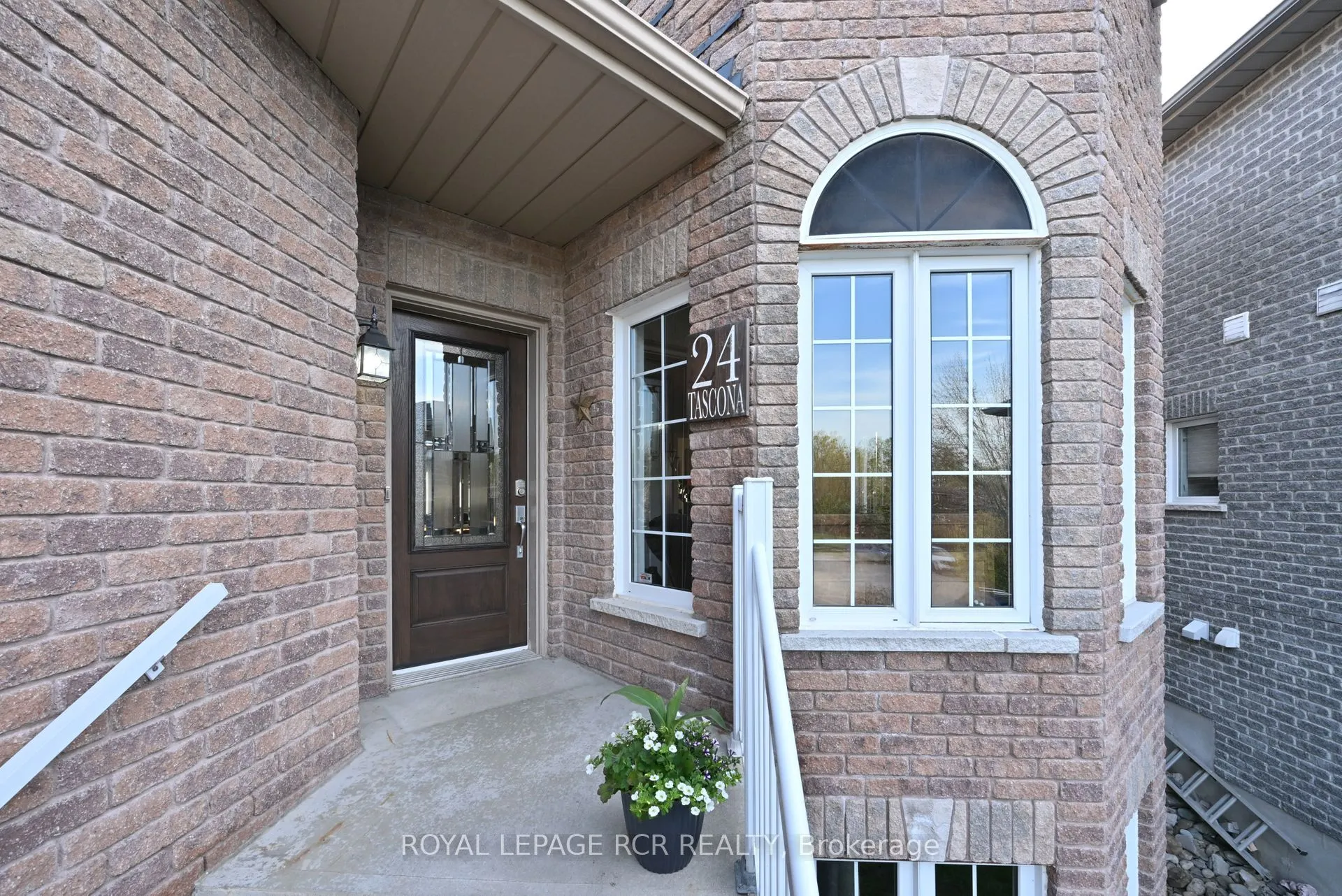 24 Tascona Court