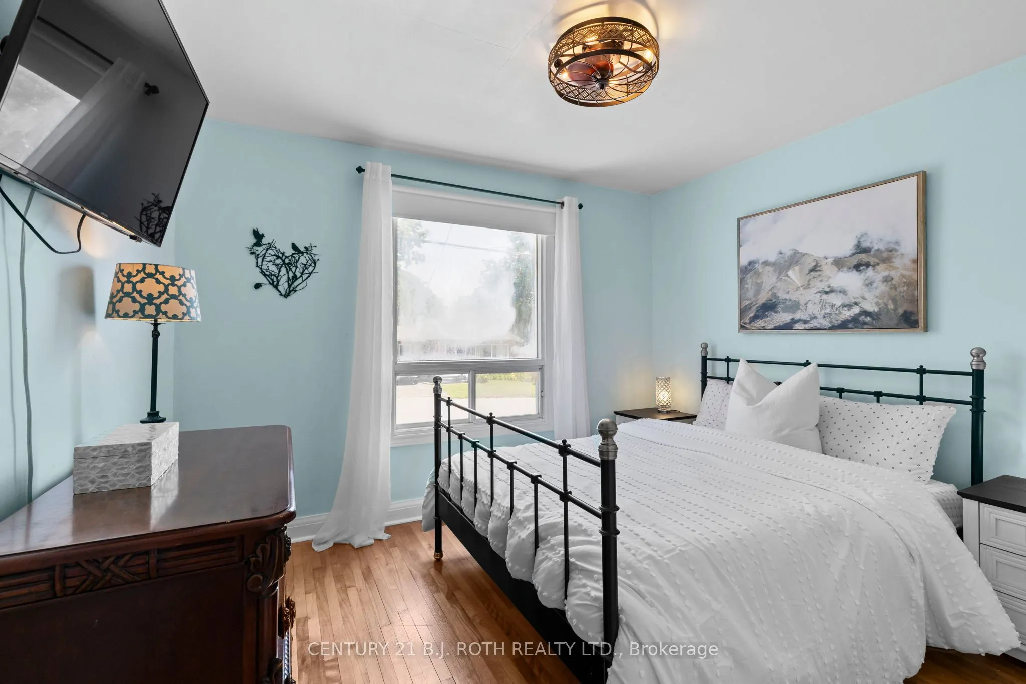 307 LINWOOD Avenue