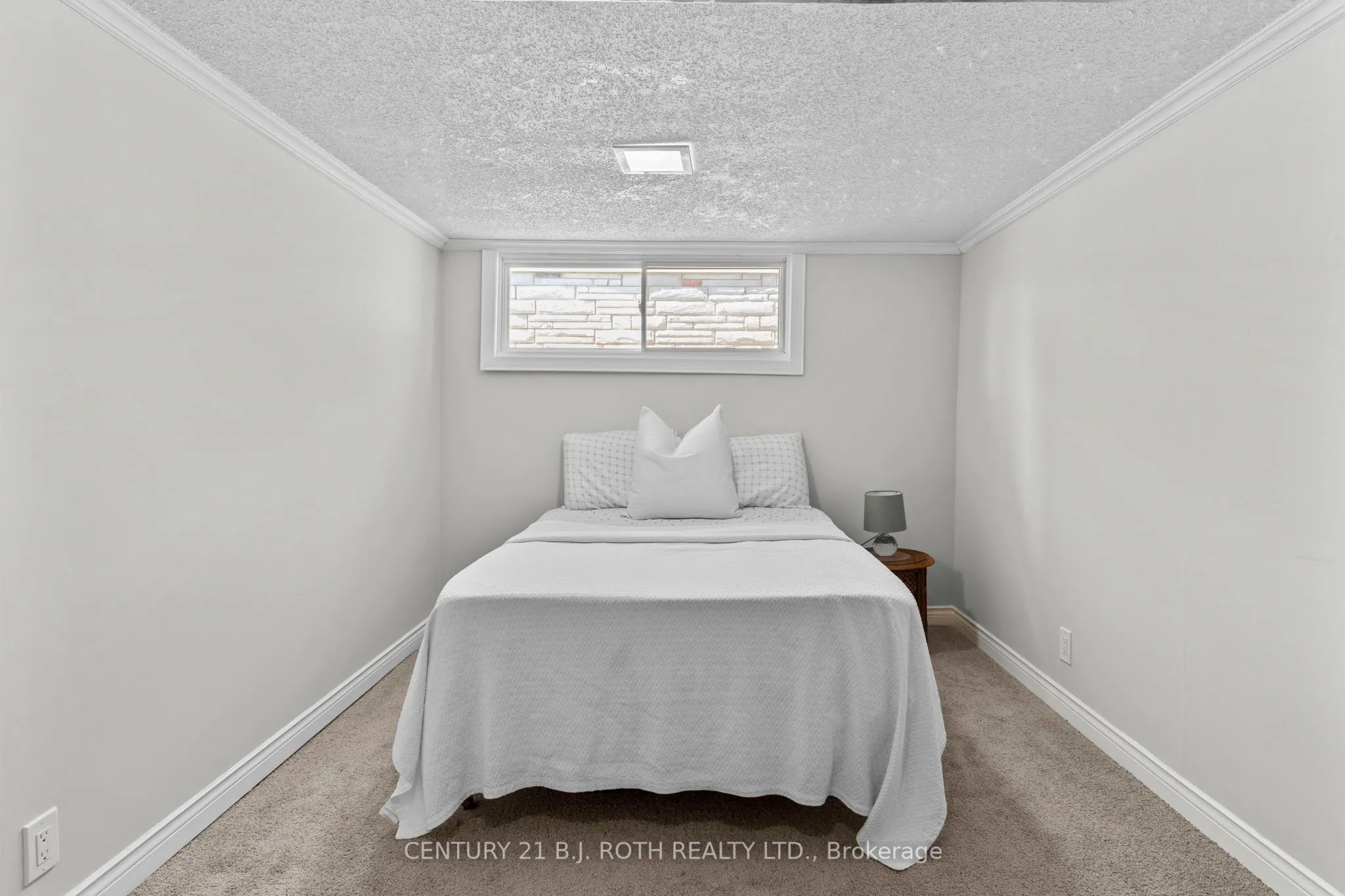 307 LINWOOD Avenue
