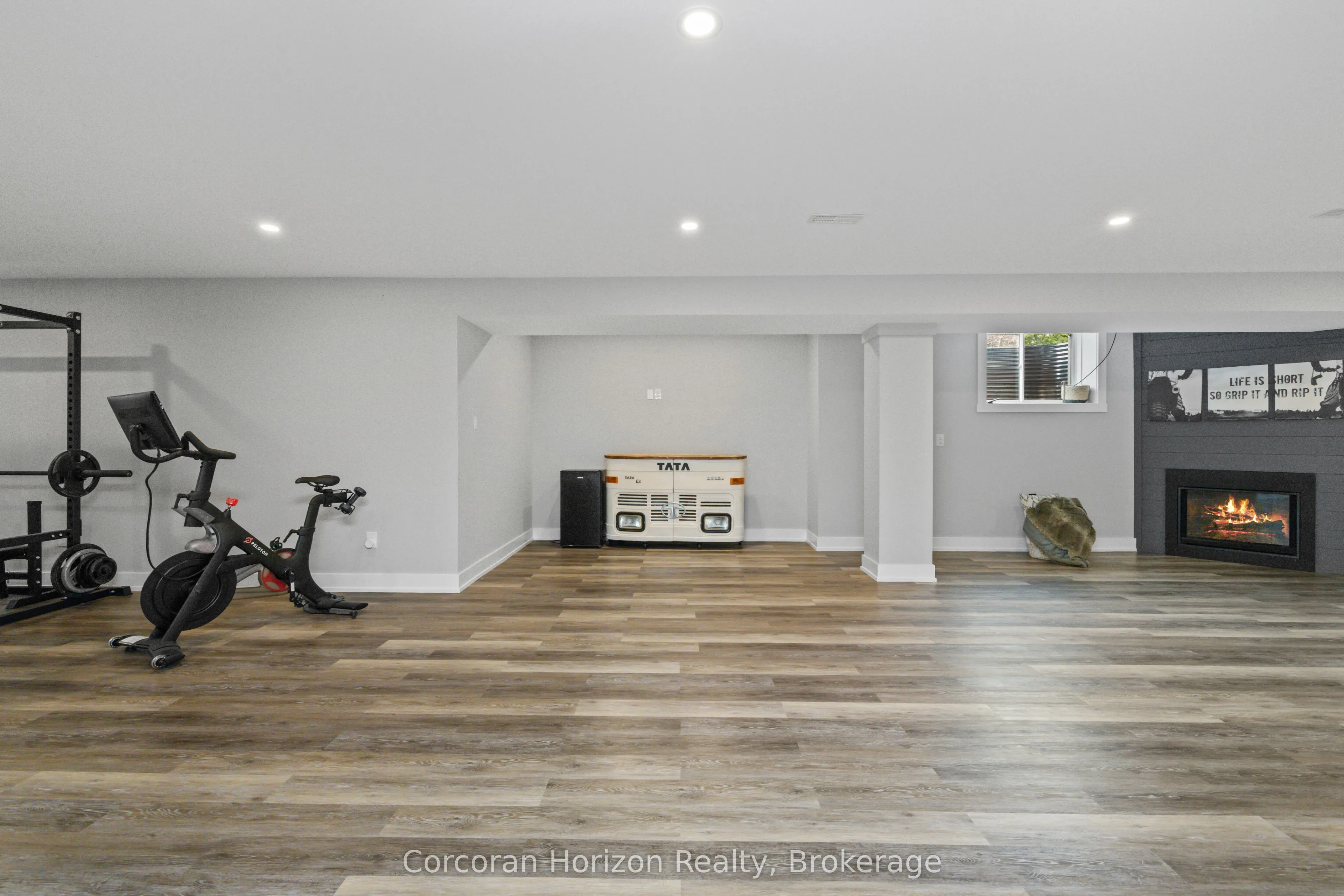 12 REIDS Ridge