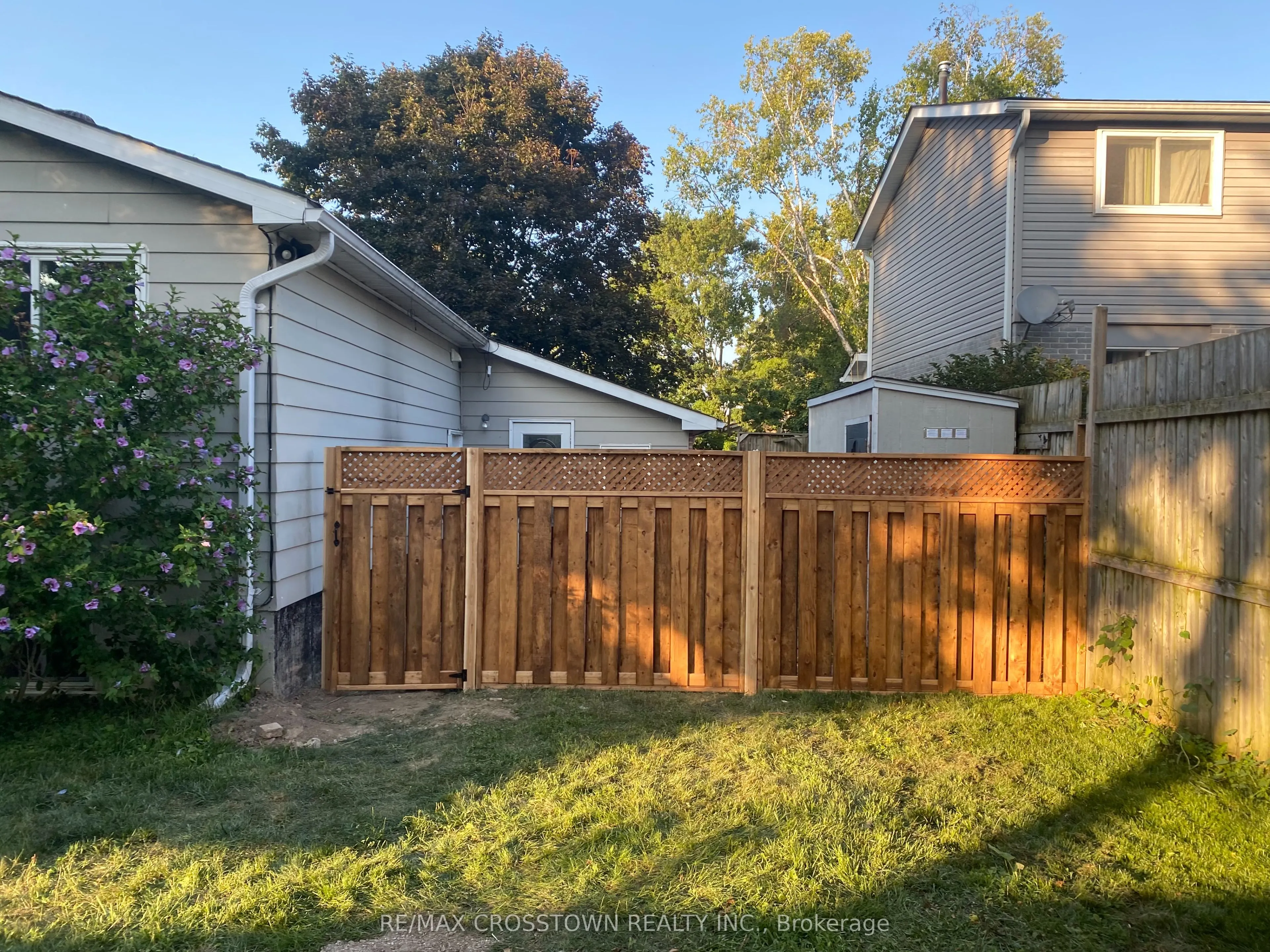395 Raymond Avenue, #Basement