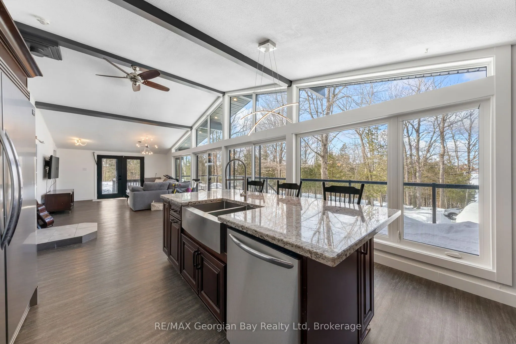 1745 Twin Oaks Crescent