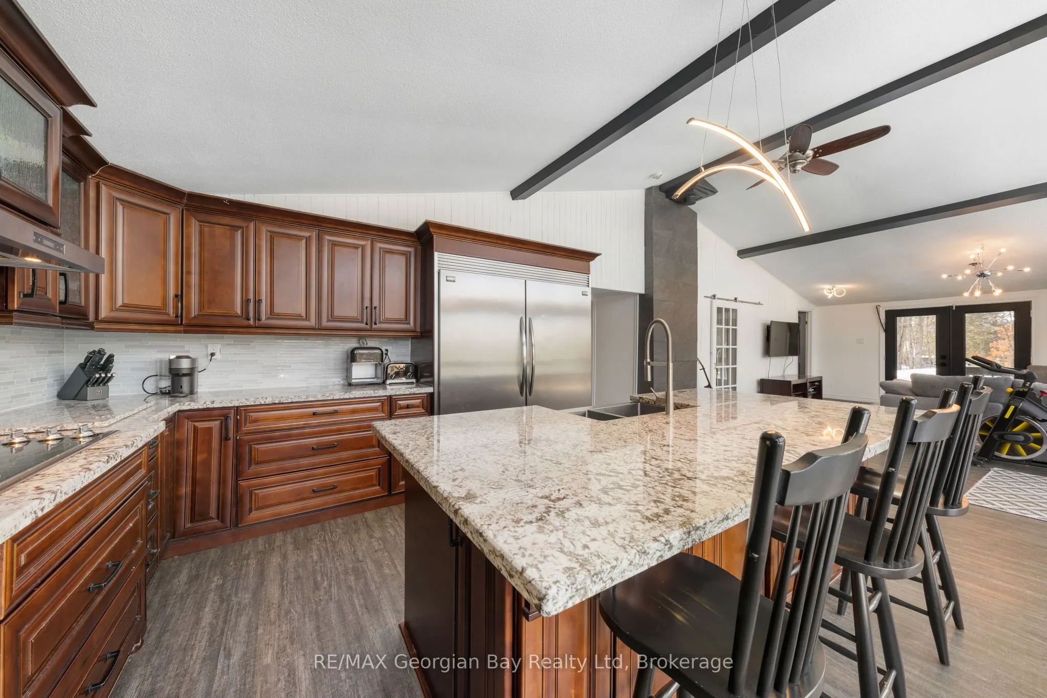 1745 Twin Oaks Crescent