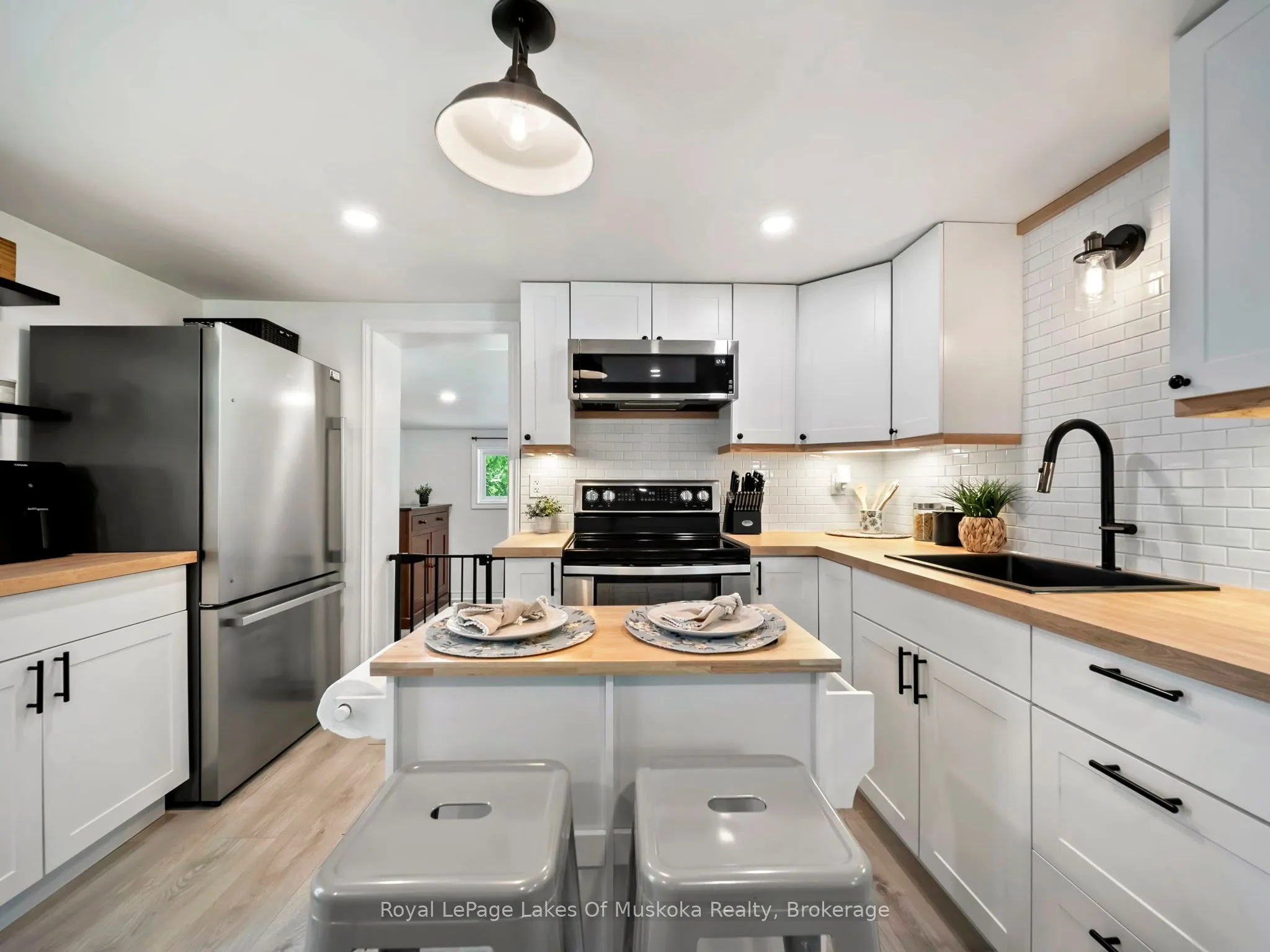 620 Second Avenue