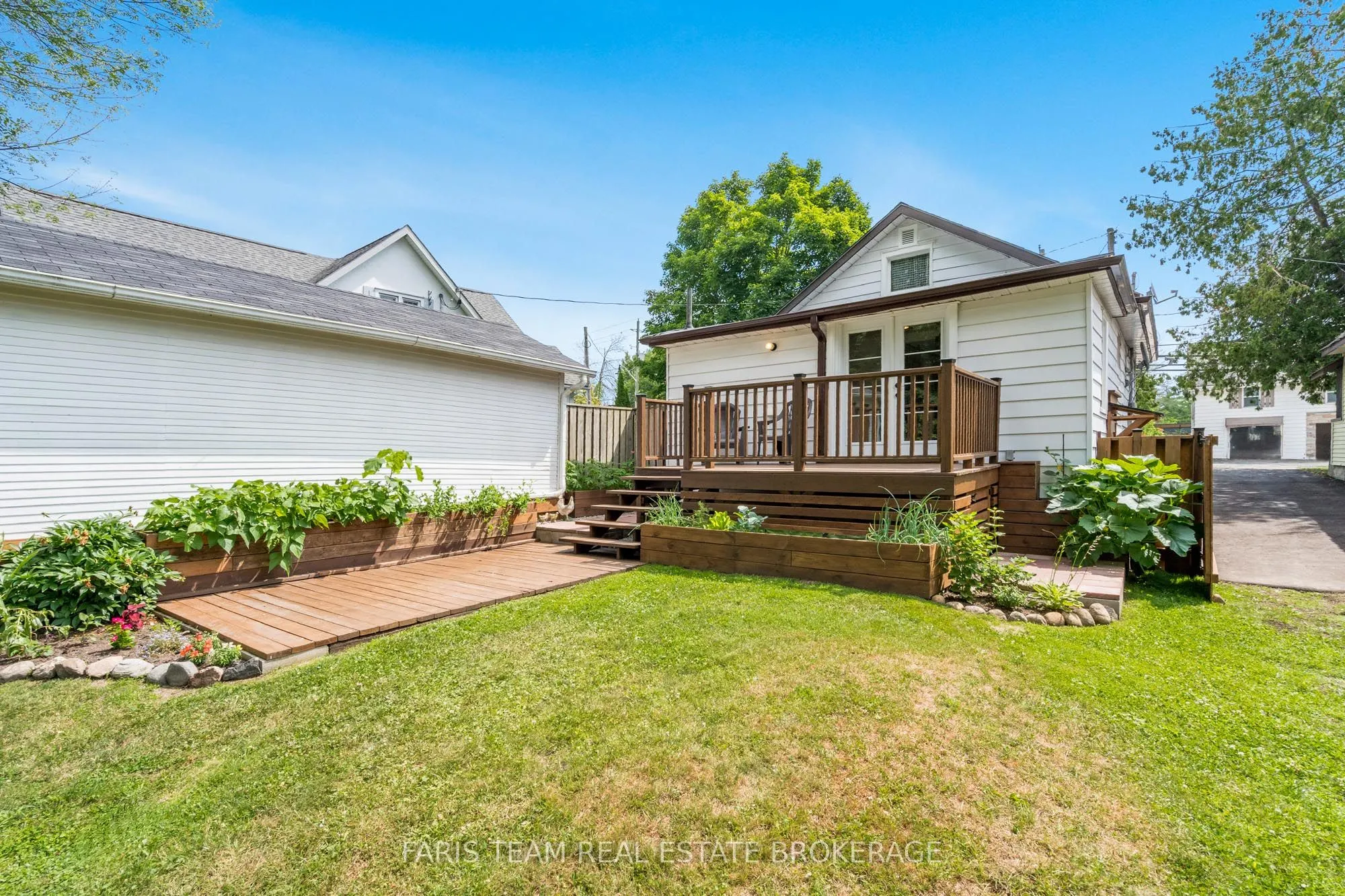 3358 Muskoka Street