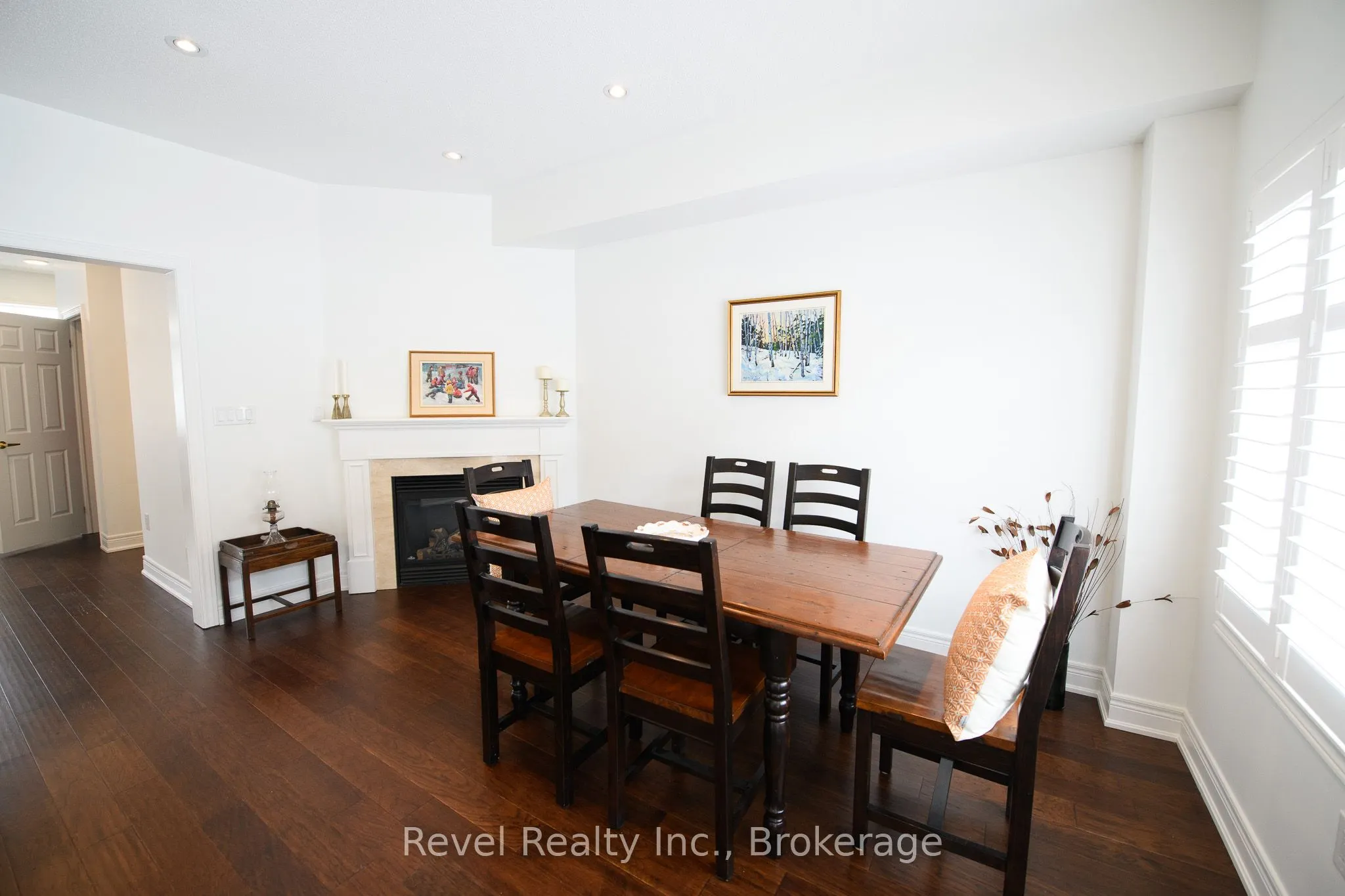 25 North Maple Street, #3