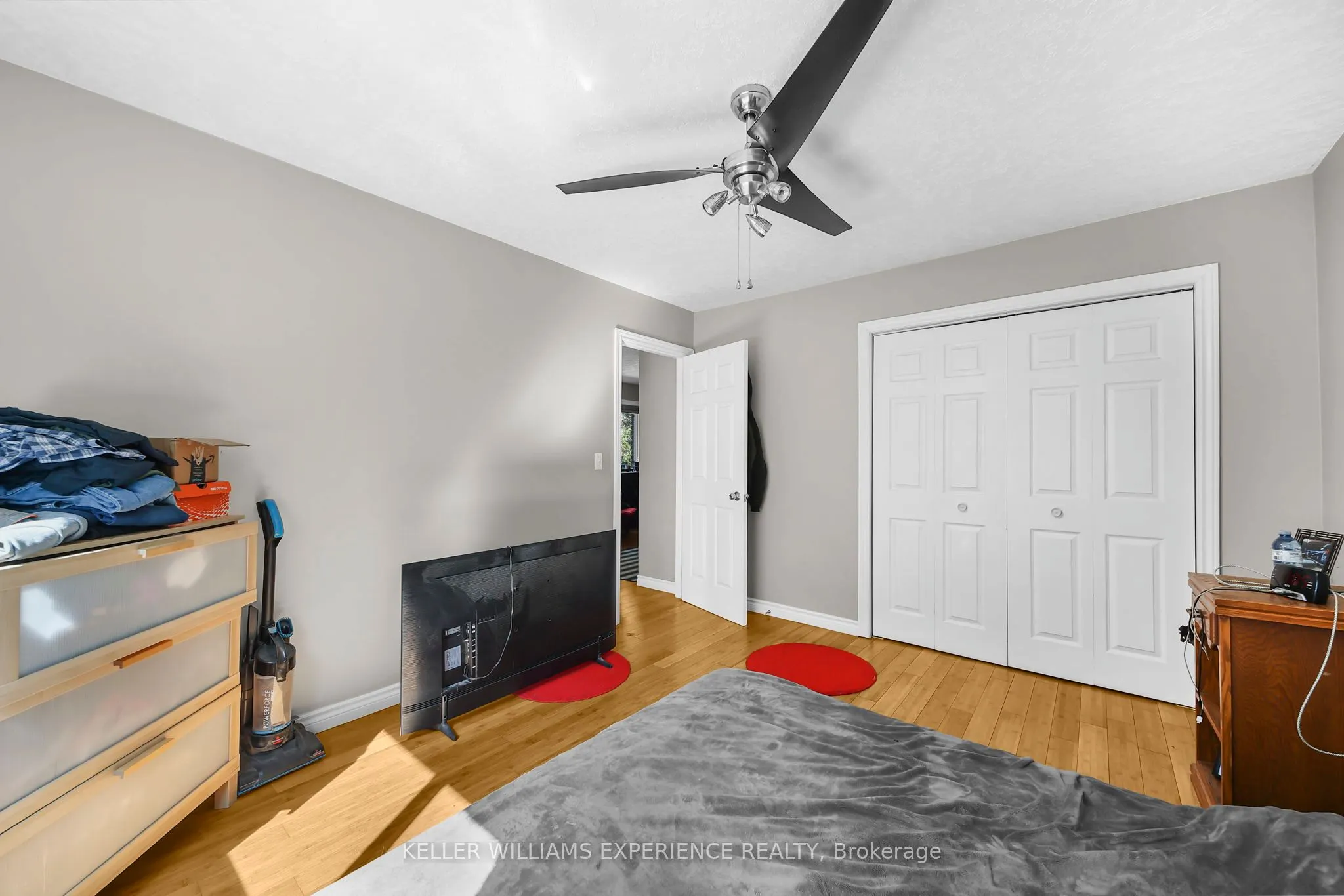 511 THOMAS Street, #1