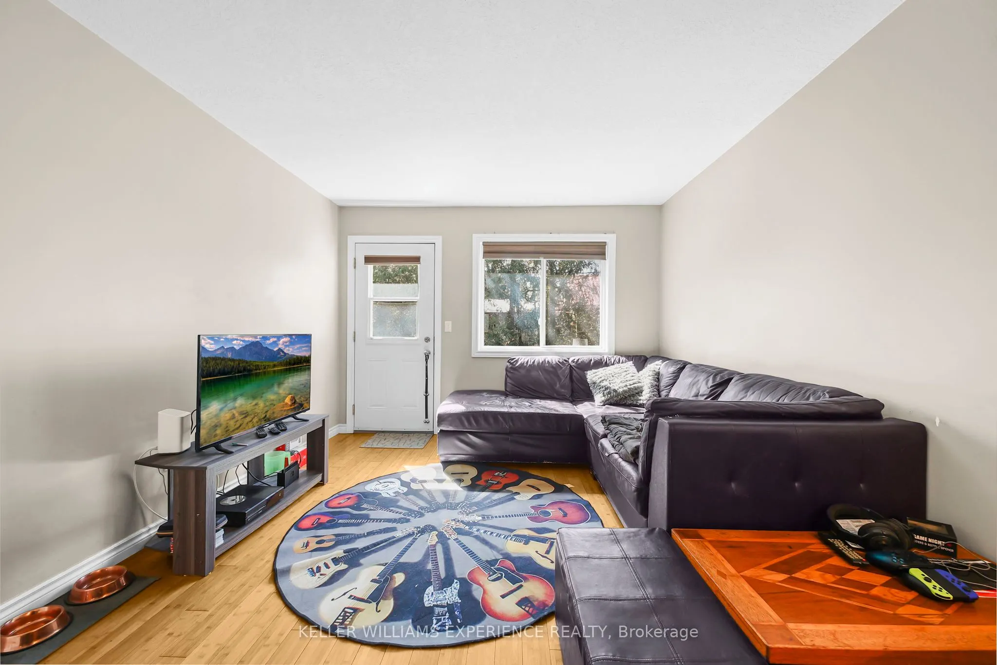 511 THOMAS Street, #1