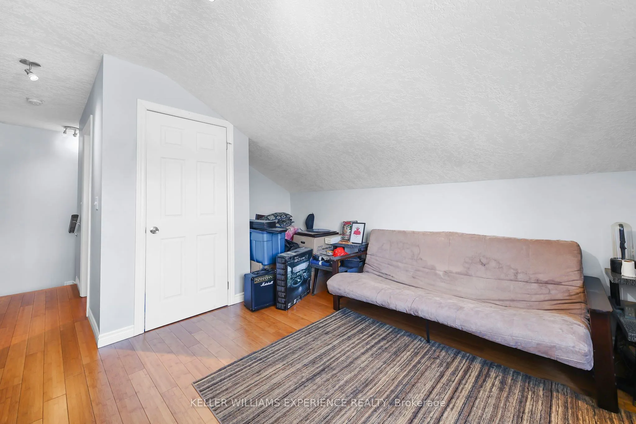 511 THOMAS Street, #1