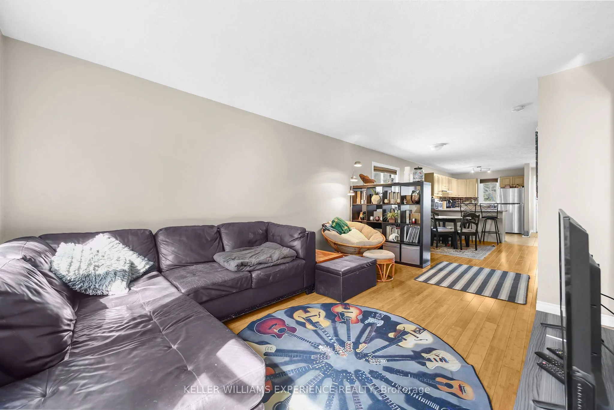 511 THOMAS Street, #1