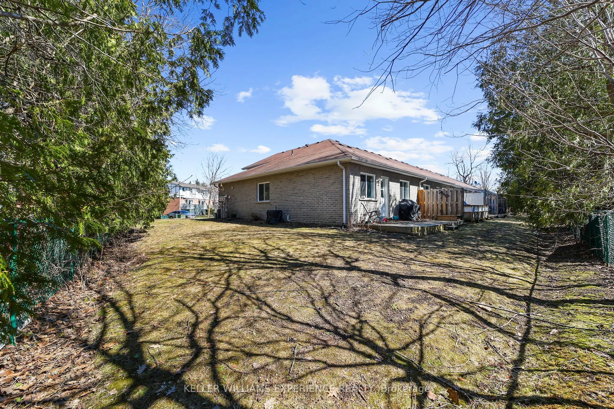 511 THOMAS Street, #1