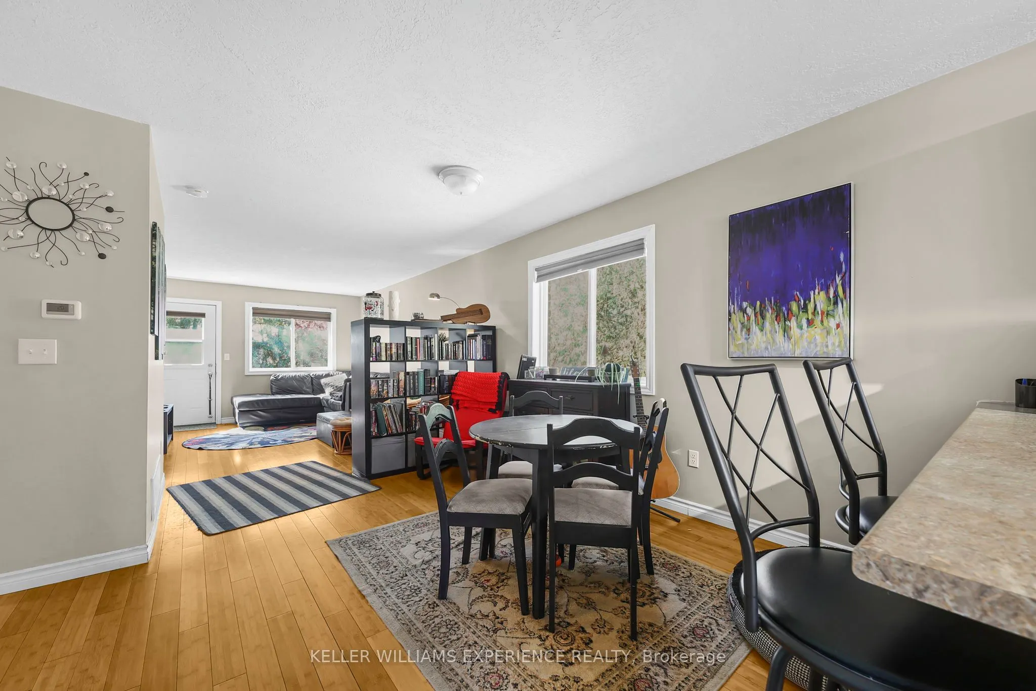 511 THOMAS Street, #1