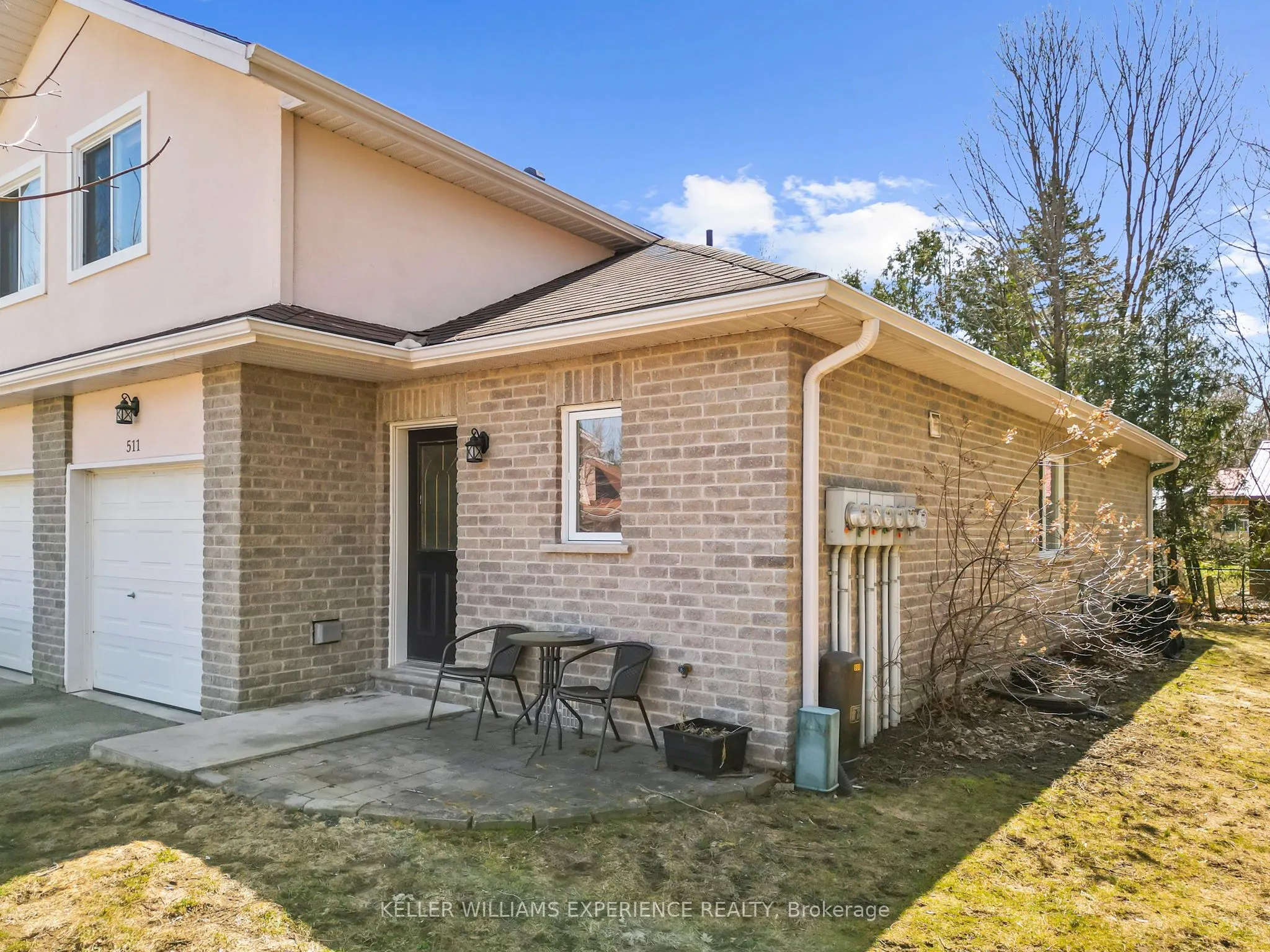 511 THOMAS Street, #1