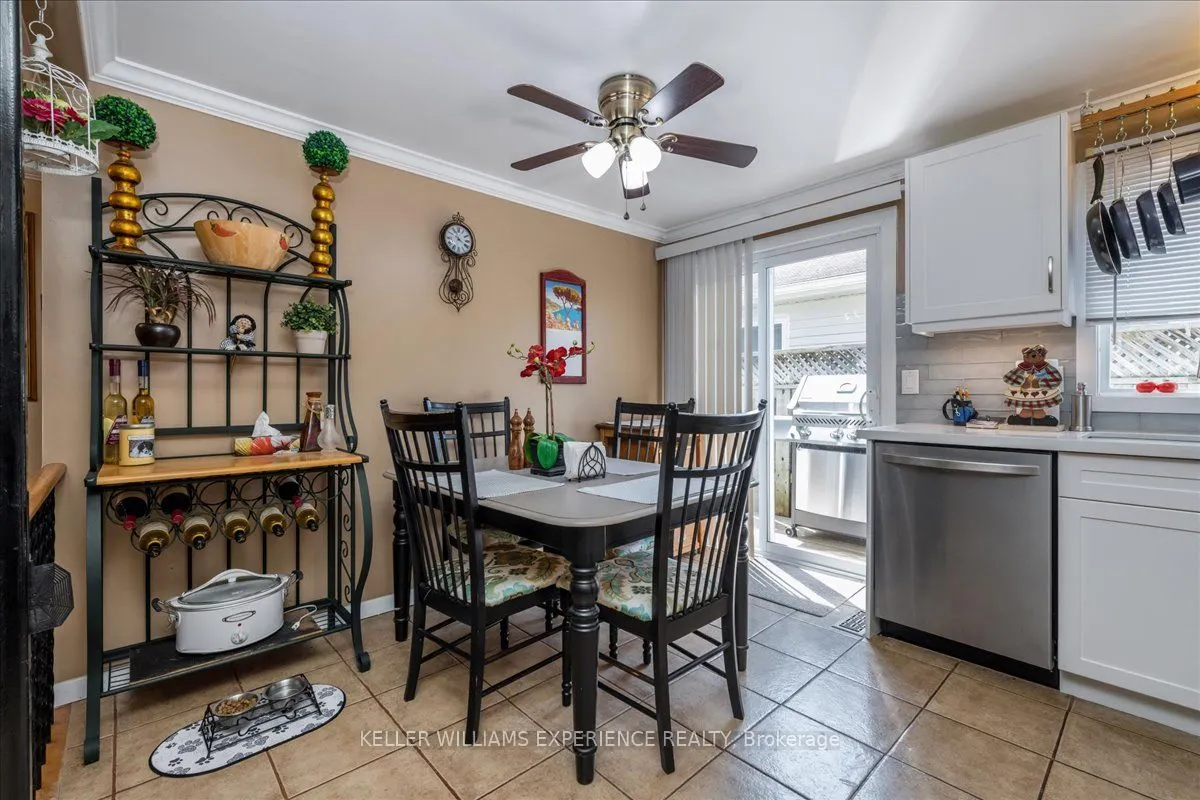 92 Hickling Trail