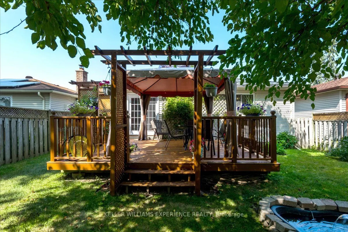 92 Hickling Trail