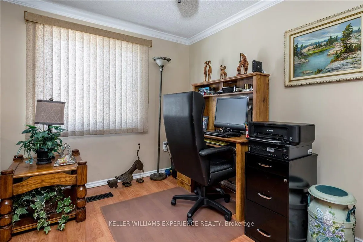 92 Hickling Trail