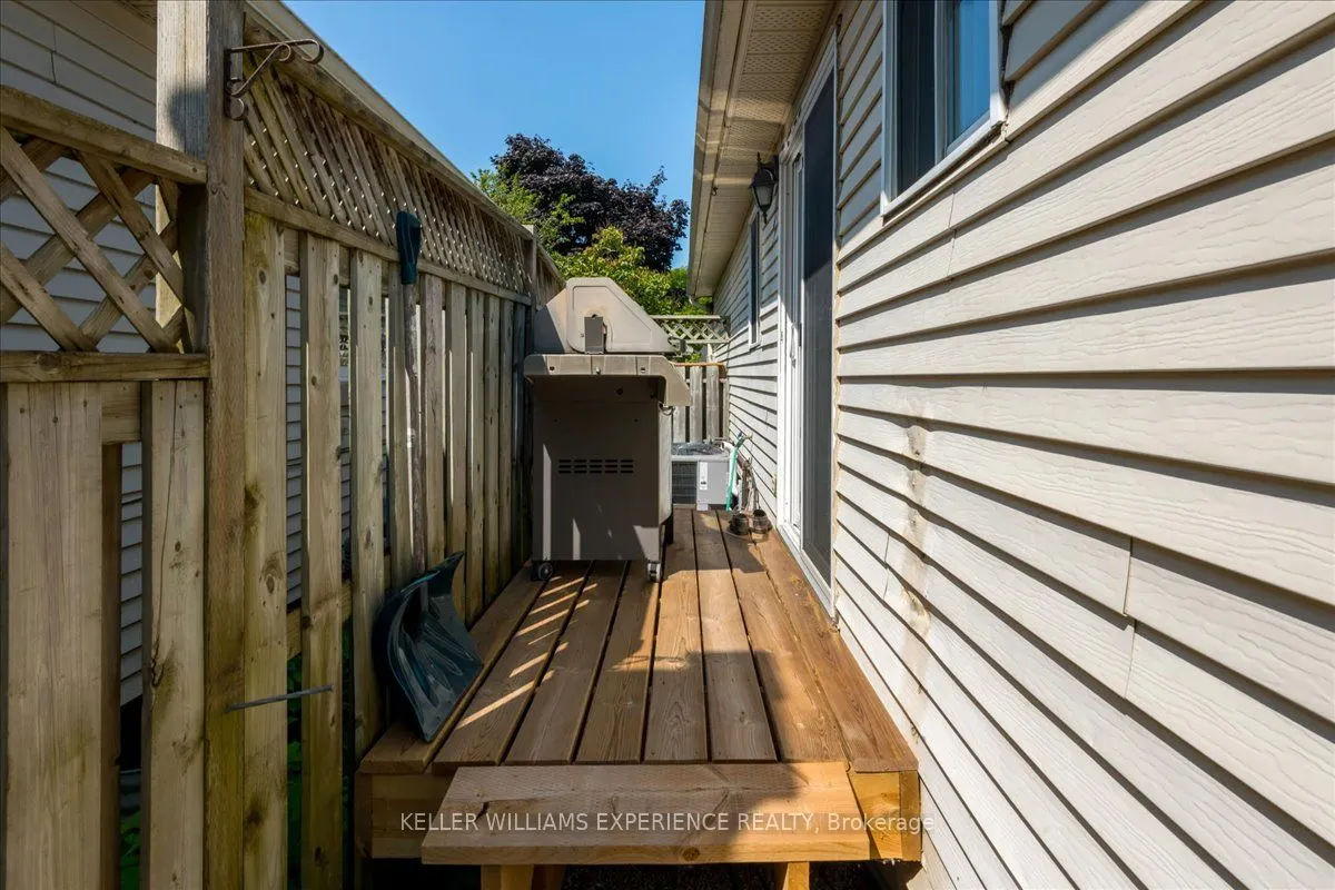 92 Hickling Trail