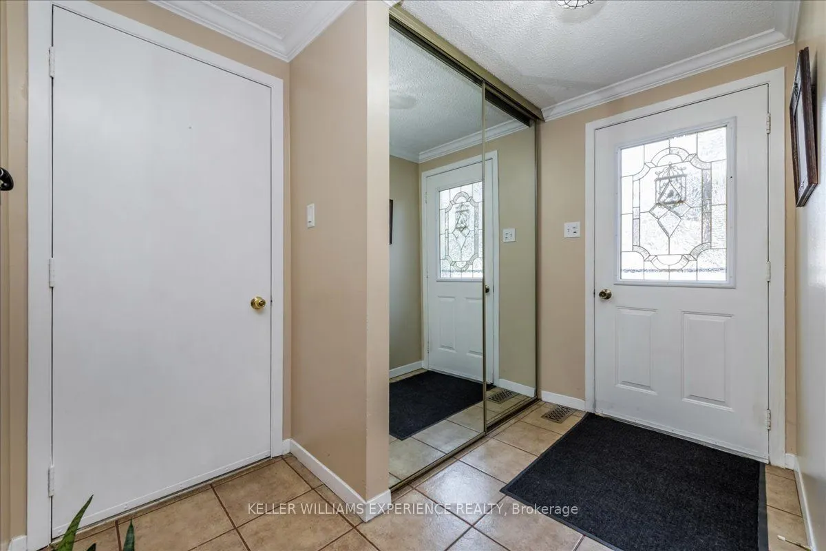 92 Hickling Trail