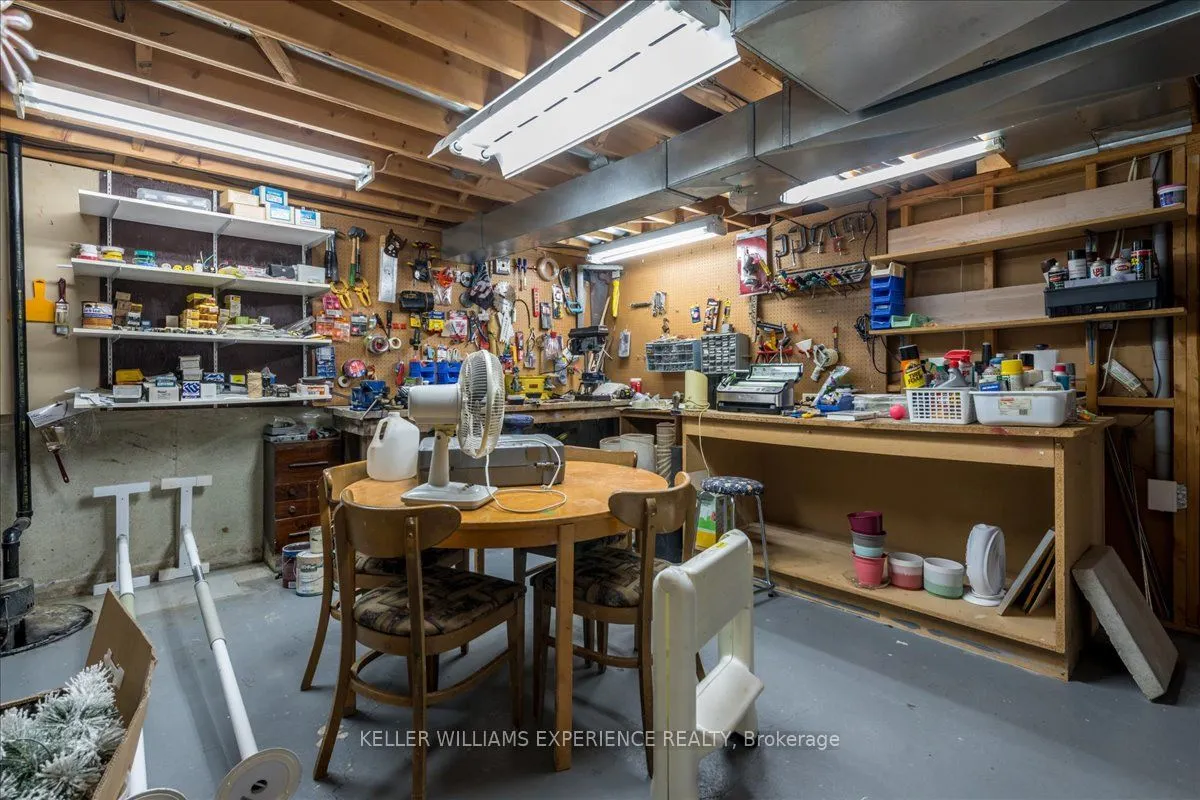 92 Hickling Trail