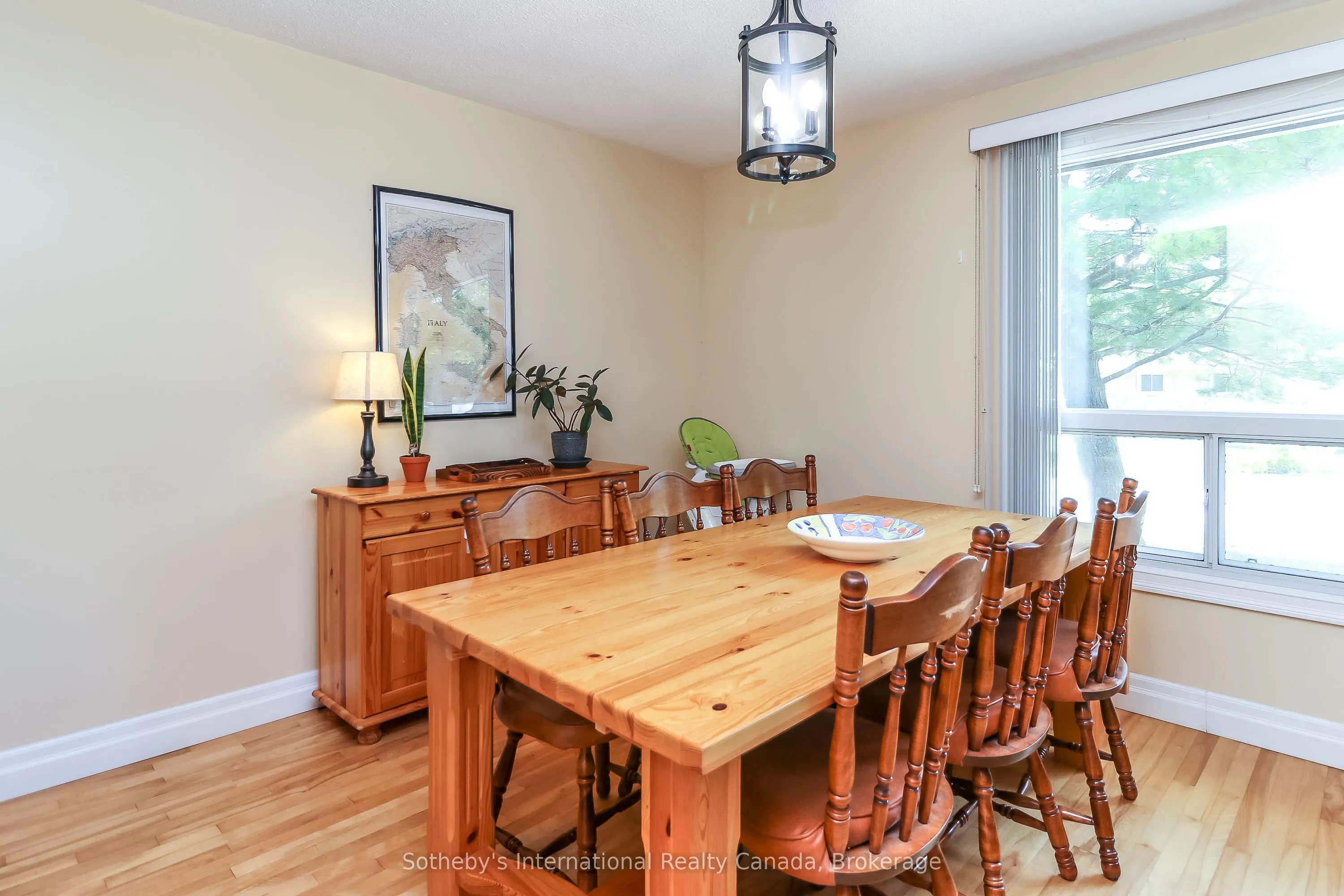 33 Parkwood Drive